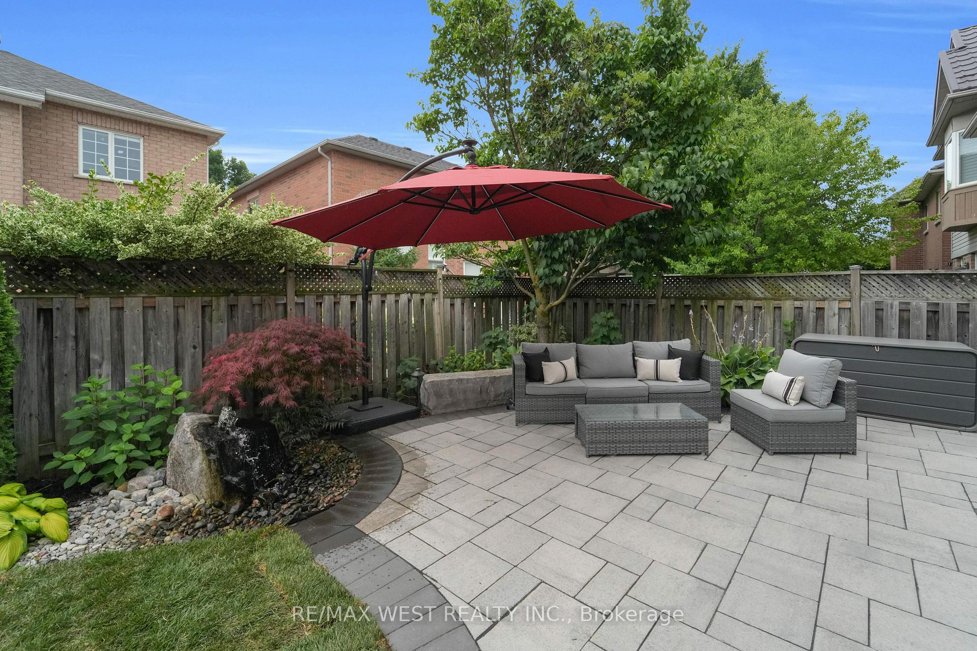 Photo 37 of 19 Haverhill Terrace, Aurora, Bayview Wellington — HOMEH