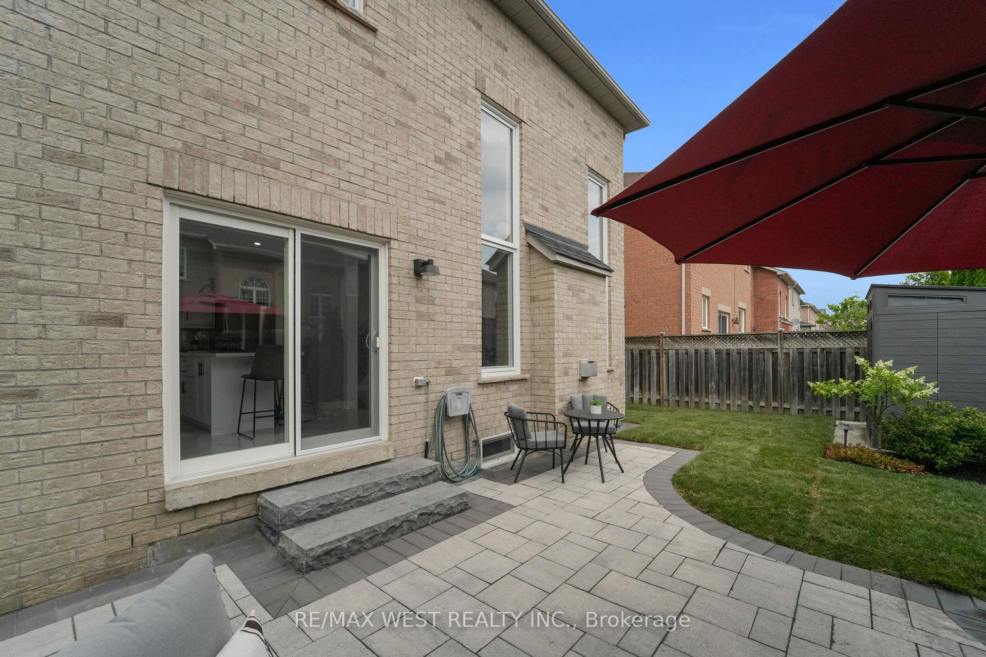 Photo 40 of 19 Haverhill Terrace, Aurora, Bayview Wellington — HOMEH