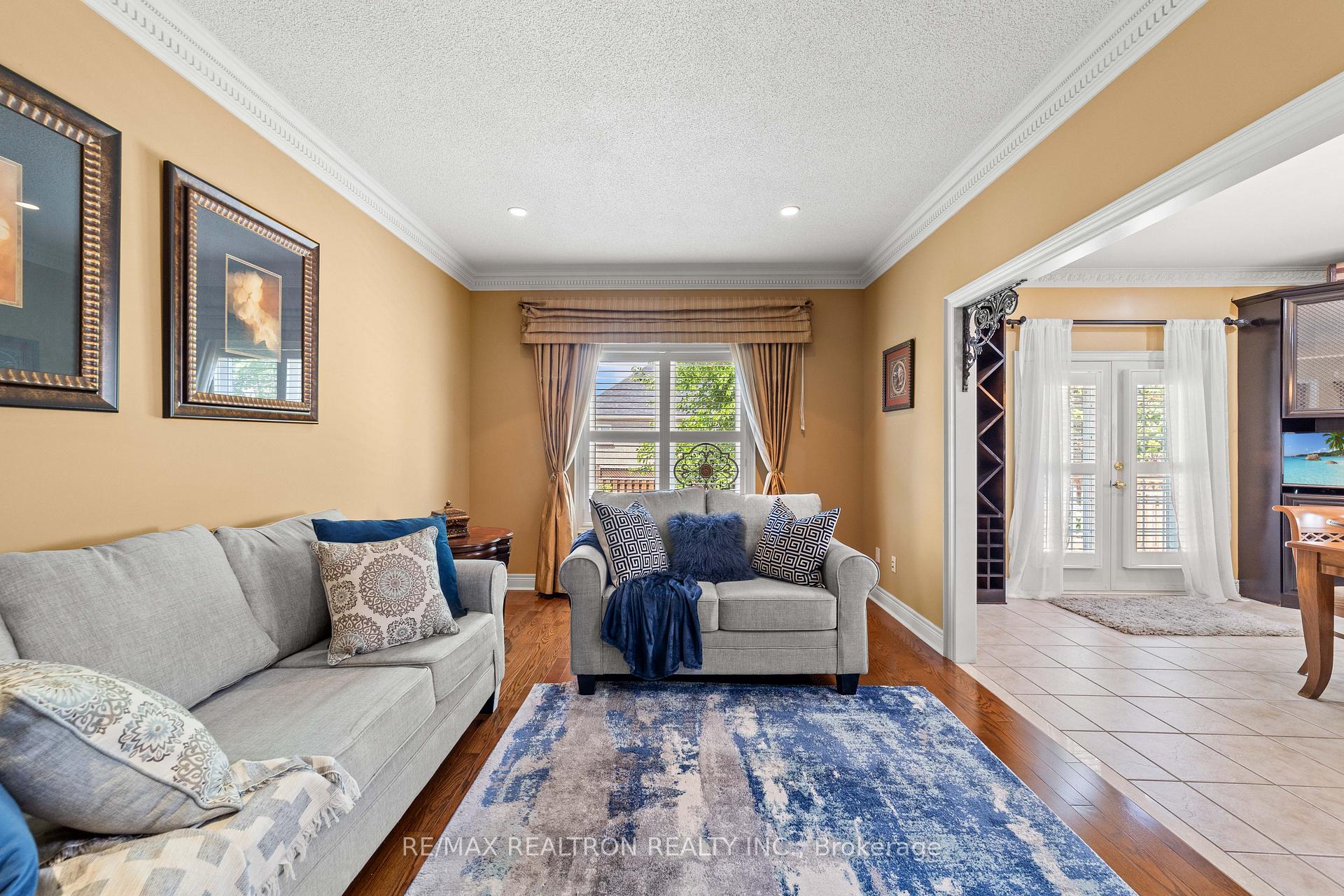 Photo 20 of 86 Novaview Crescent, Vaughan, East Woodbridge — HOMEH