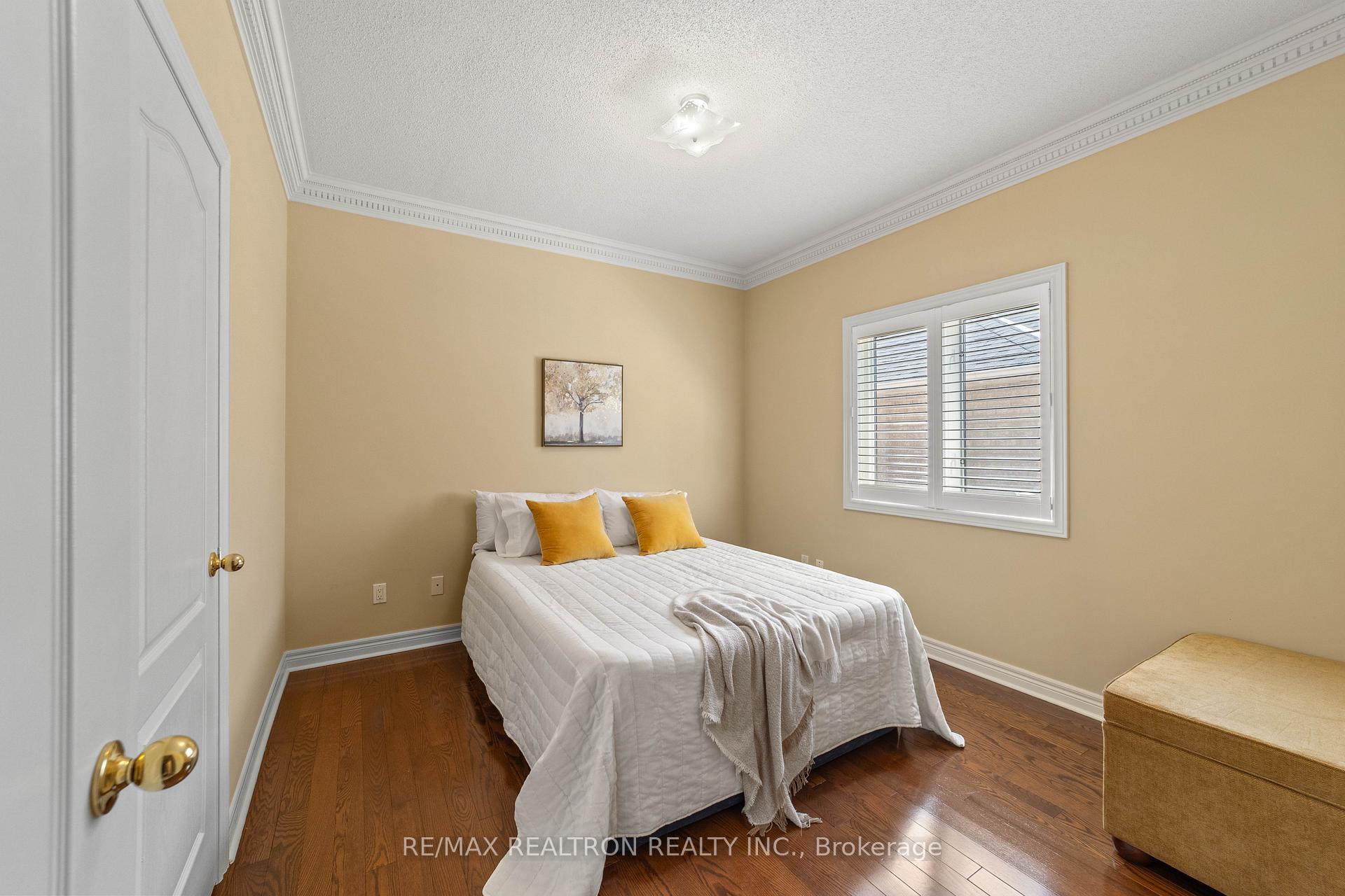 Photo 30 of 86 Novaview Crescent, Vaughan, East Woodbridge — HOMEH