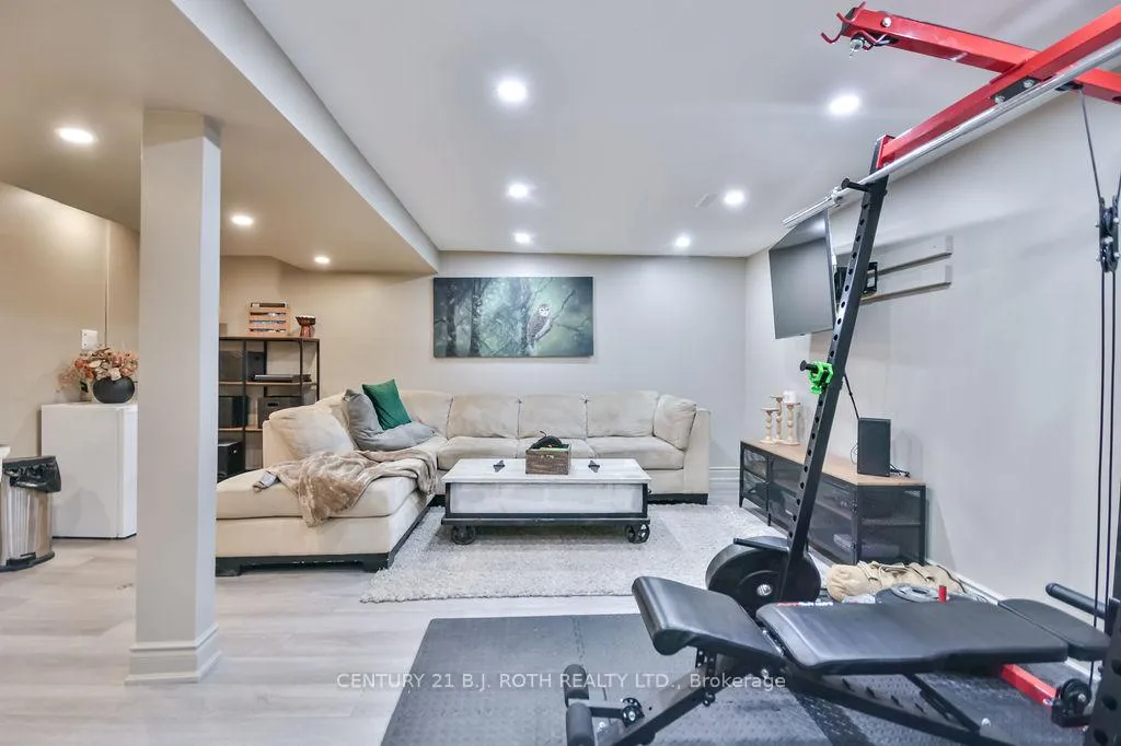 Photo 20 of 69 Janice Drive, Barrie, Sunnidale — HOMEH