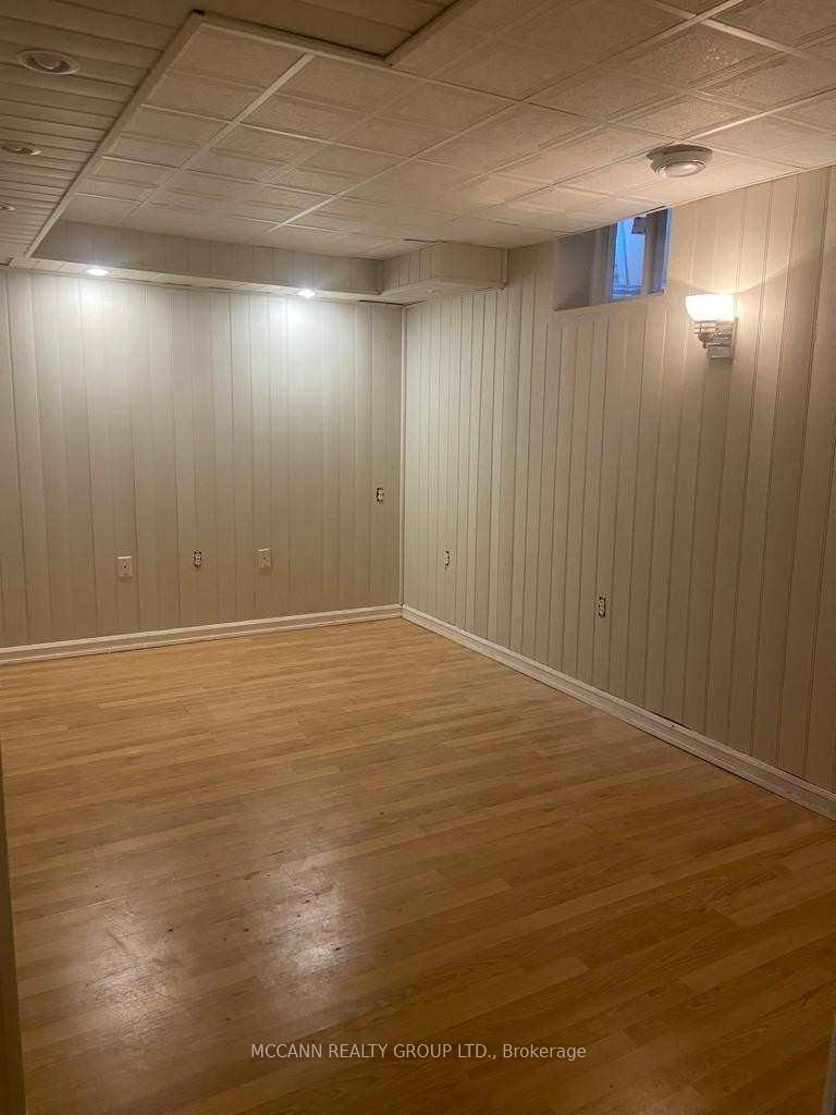 Photo 9 of Unit Bsmnt, 132 Colombo Crescent, Vaughan, Maple — HOMEH