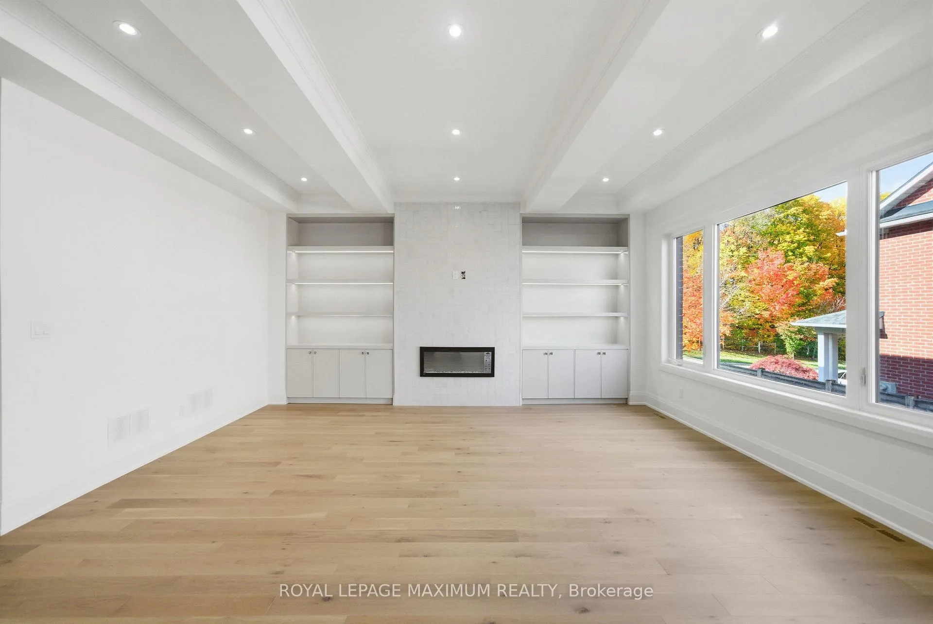 Photo 15 of 6 Donsgrove Court, Vaughan, Patterson — HOMEH