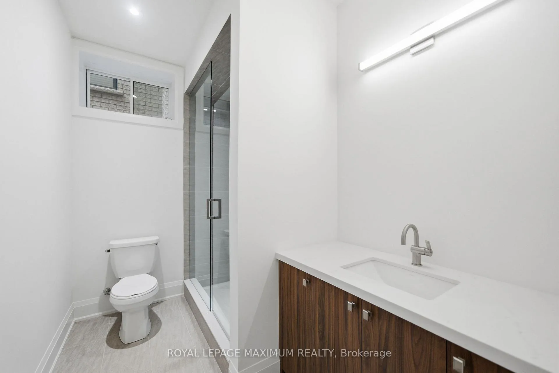 Photo 37 of 6 Donsgrove Court, Vaughan, Patterson — HOMEH