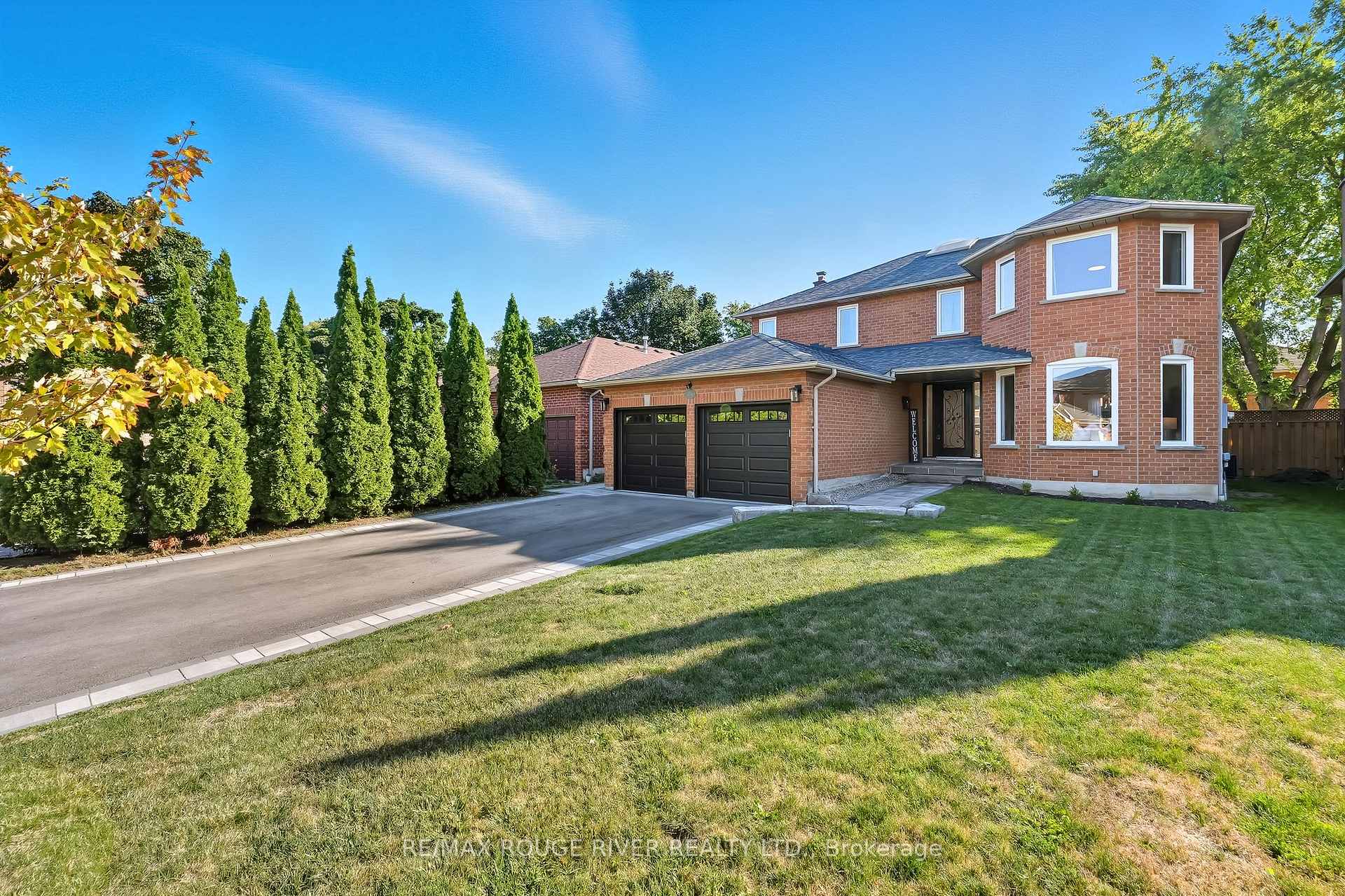 Photo 1 of 28 Wyndfield Crescent, Whitby, Pringle Creek — HOMEH