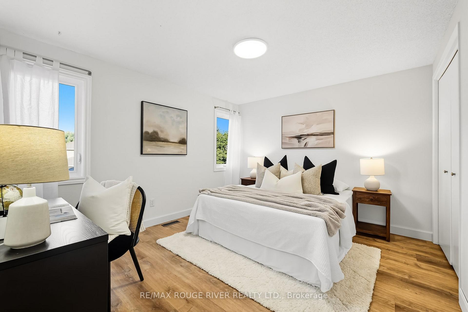 Photo 15 of 28 Wyndfield Crescent, Whitby, Pringle Creek — HOMEH