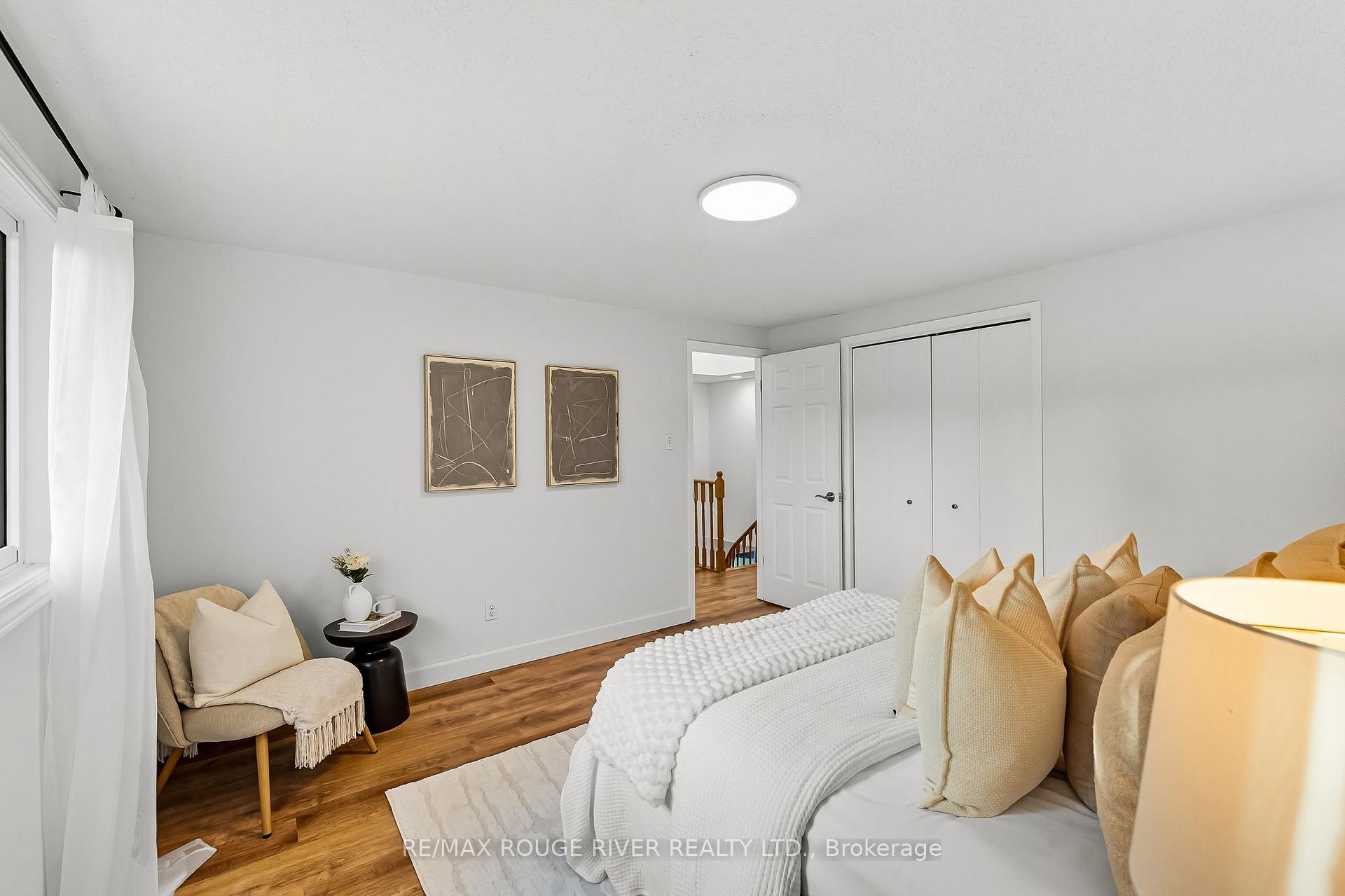 Photo 18 of 28 Wyndfield Crescent, Whitby, Pringle Creek — HOMEH