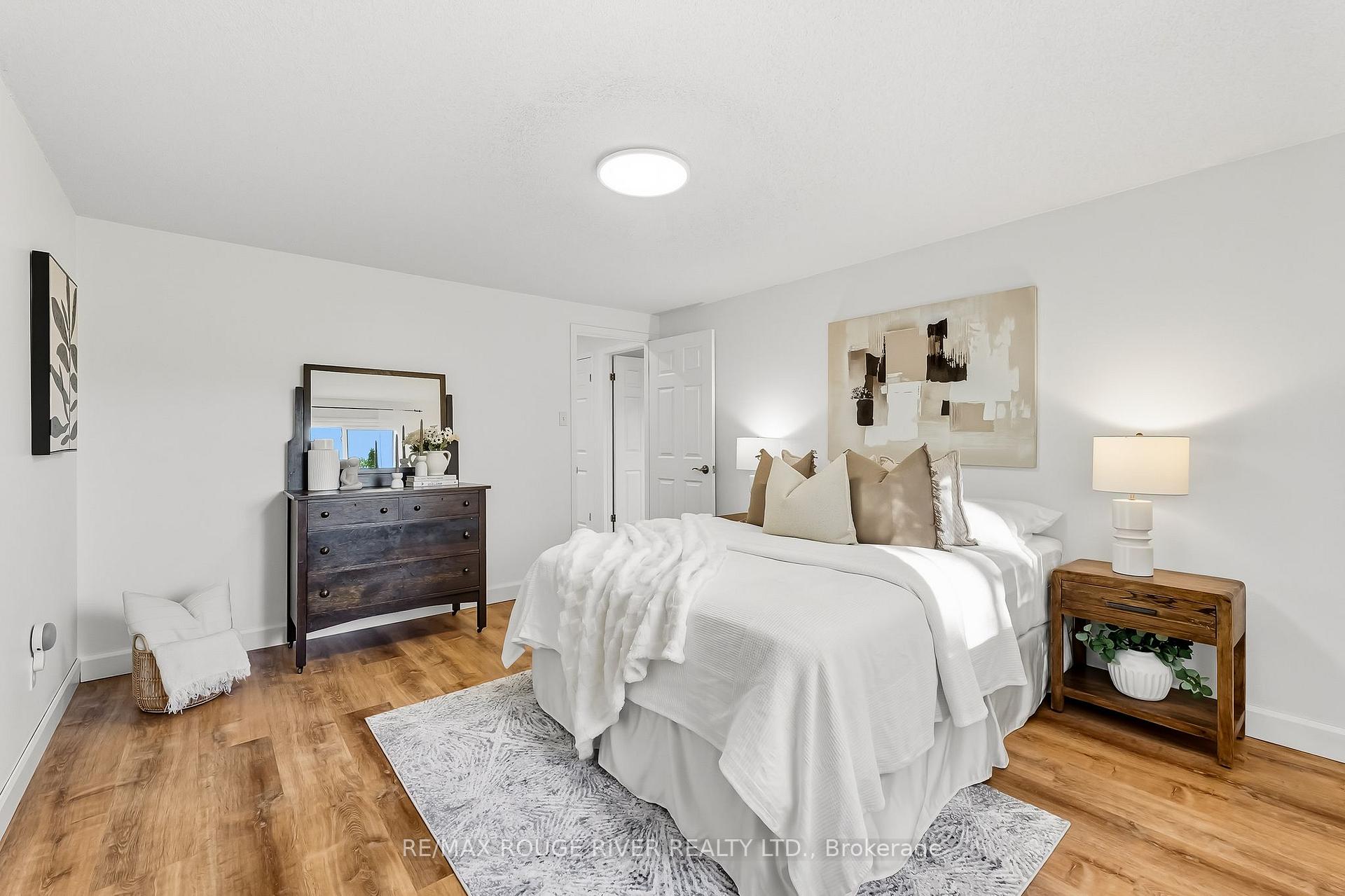 Photo 20 of 28 Wyndfield Crescent, Whitby, Pringle Creek — HOMEH