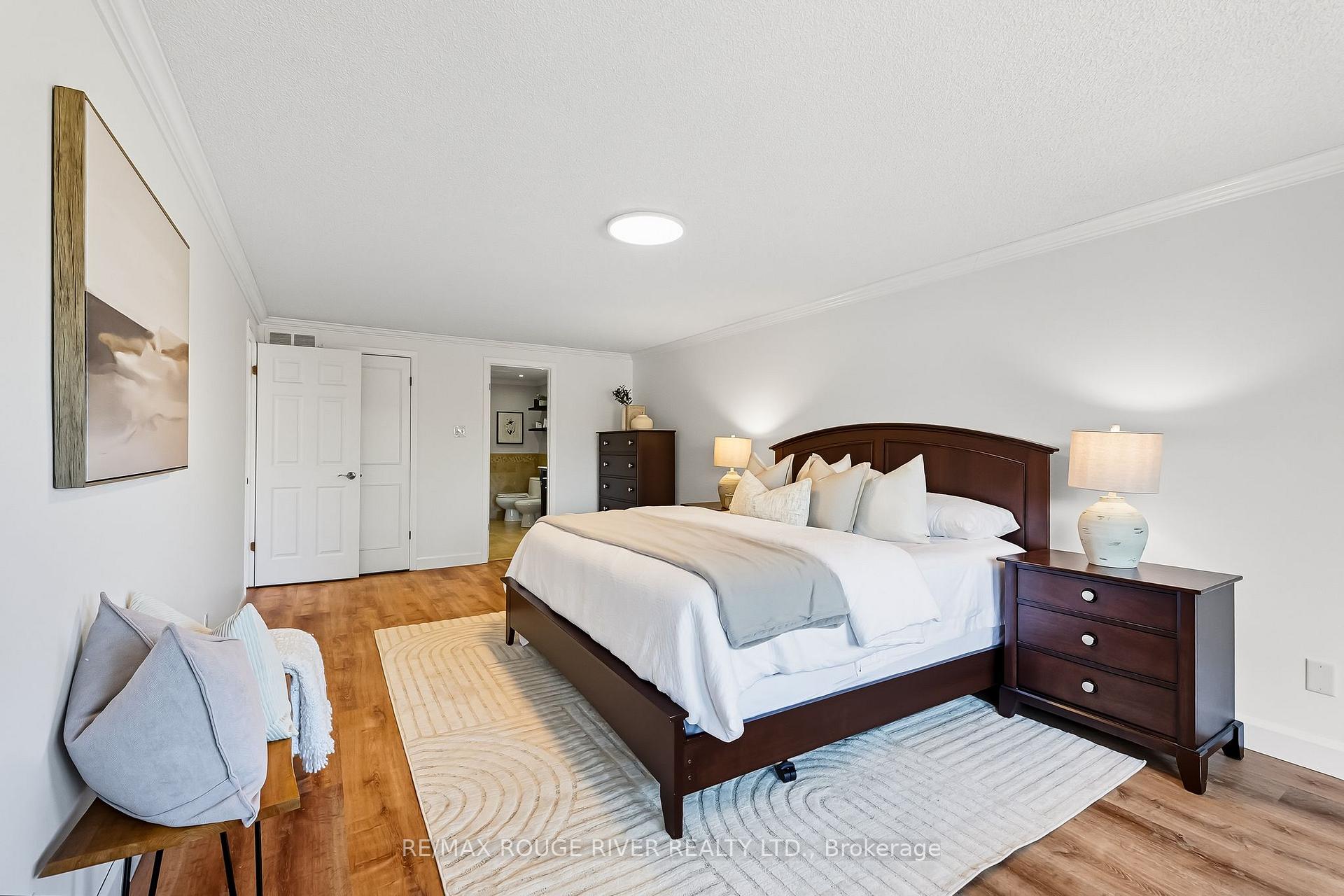 Photo 22 of 28 Wyndfield Crescent, Whitby, Pringle Creek — HOMEH