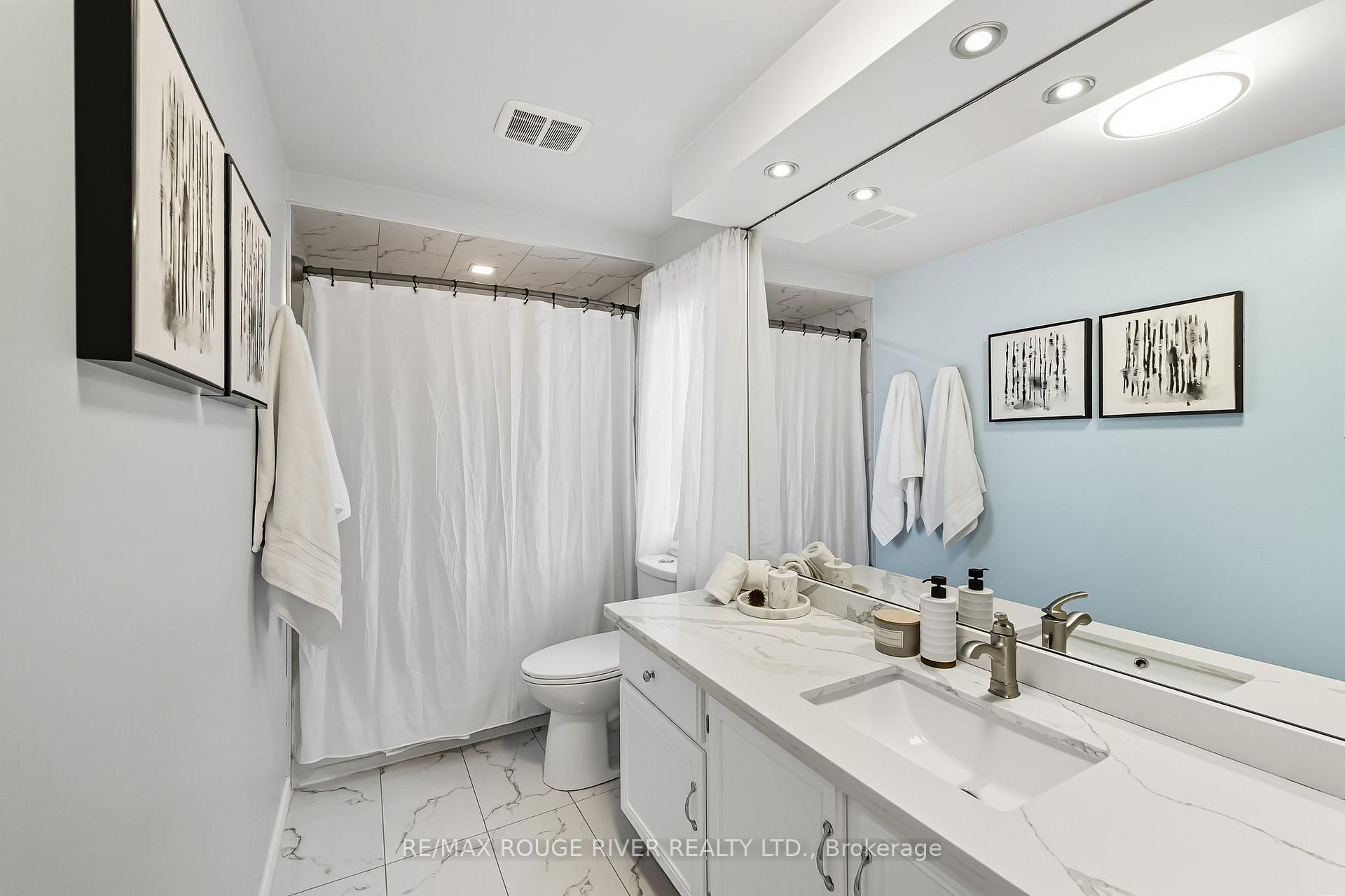 Photo 32 of 28 Wyndfield Crescent, Whitby, Pringle Creek — HOMEH