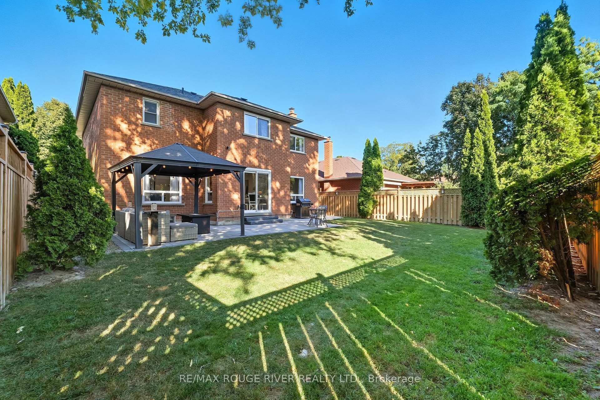 Photo 36 of 28 Wyndfield Crescent, Whitby, Pringle Creek — HOMEH