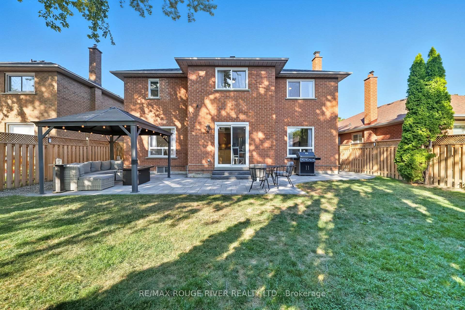 Photo 38 of 28 Wyndfield Crescent, Whitby, Pringle Creek — HOMEH