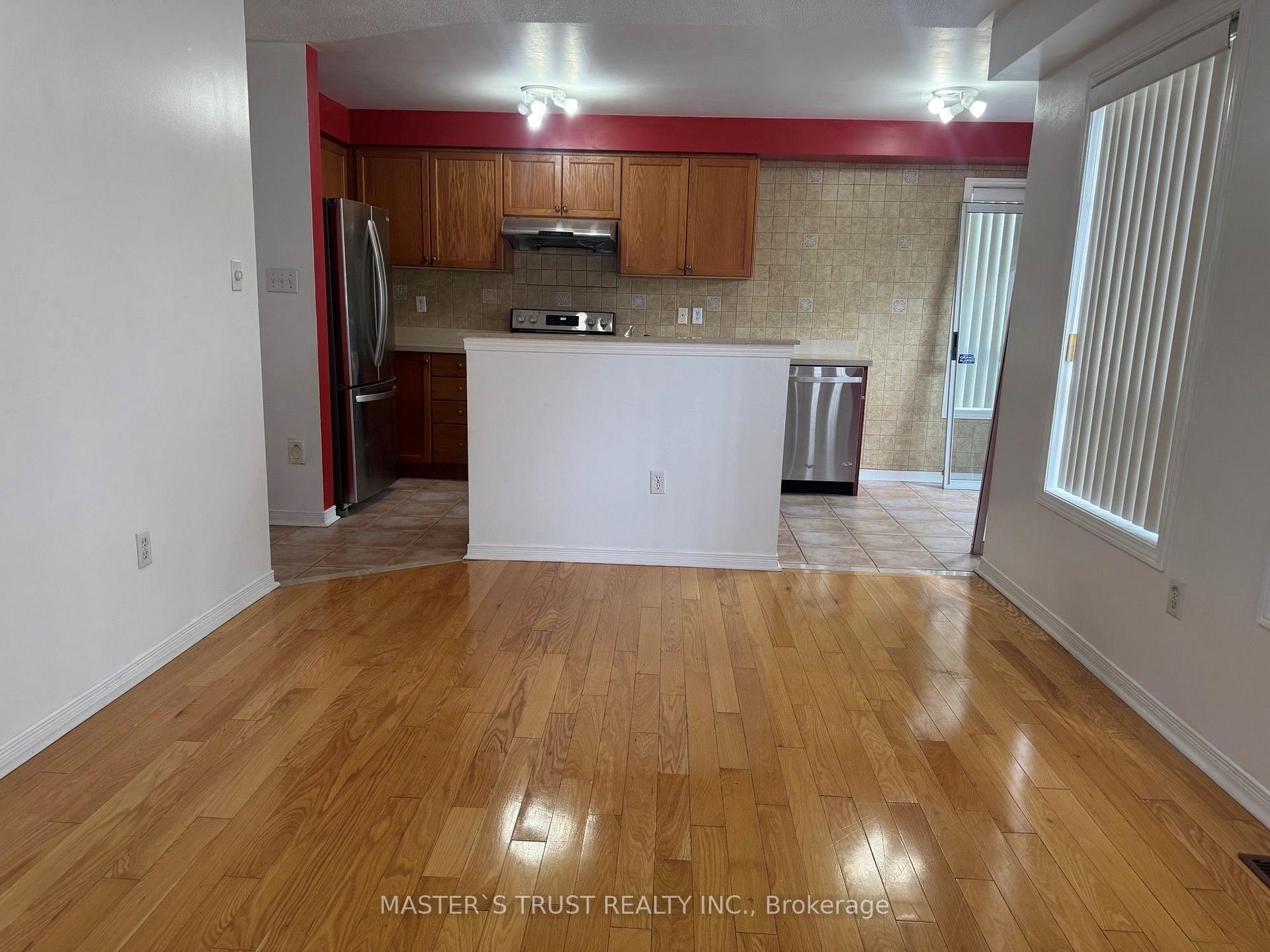 Photo 5 of 67 Laurelhurst Crescent, Vaughan, Vellore Village — HOMEH