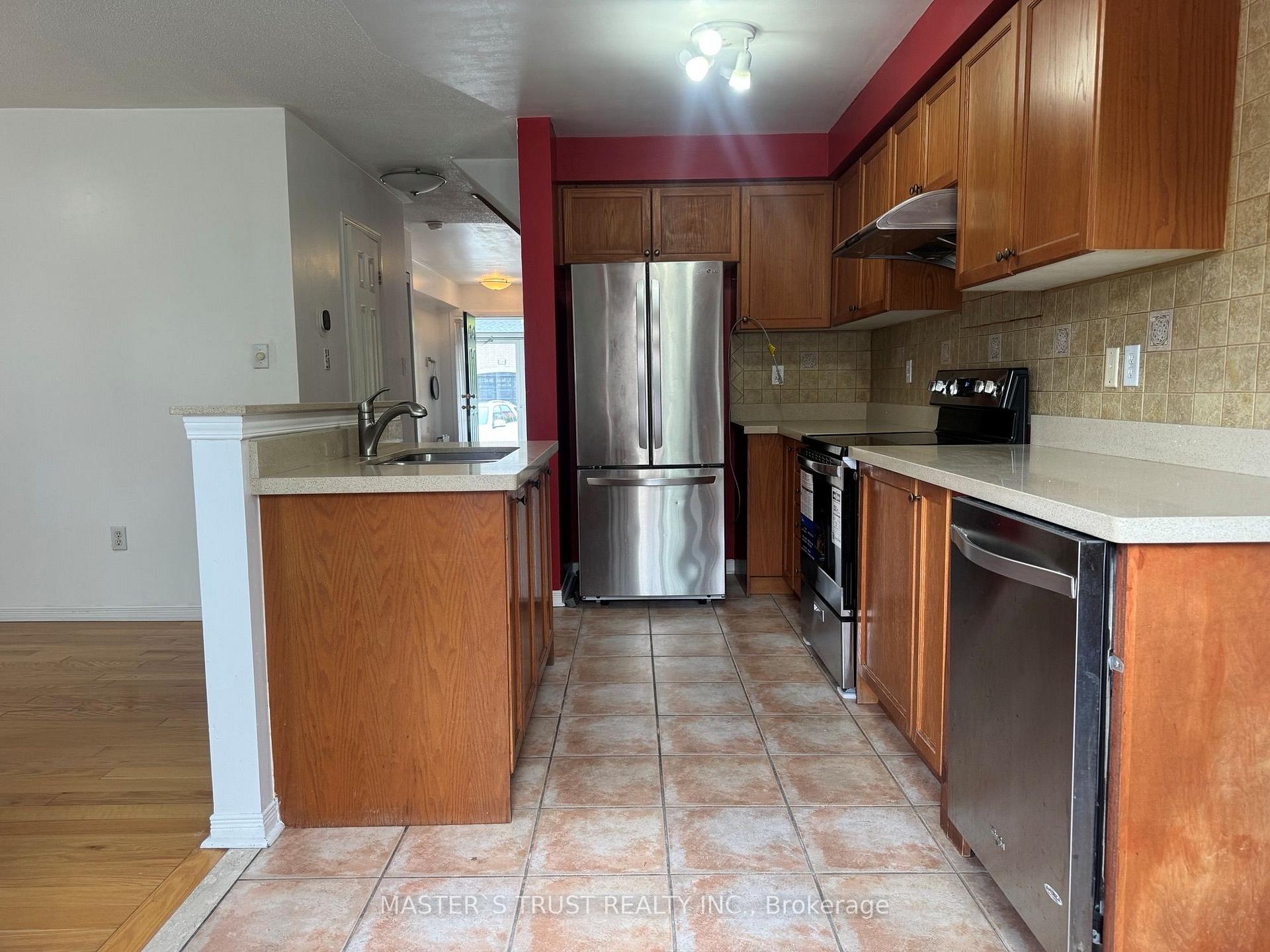 Photo 6 of 67 Laurelhurst Crescent, Vaughan, Vellore Village — HOMEH
