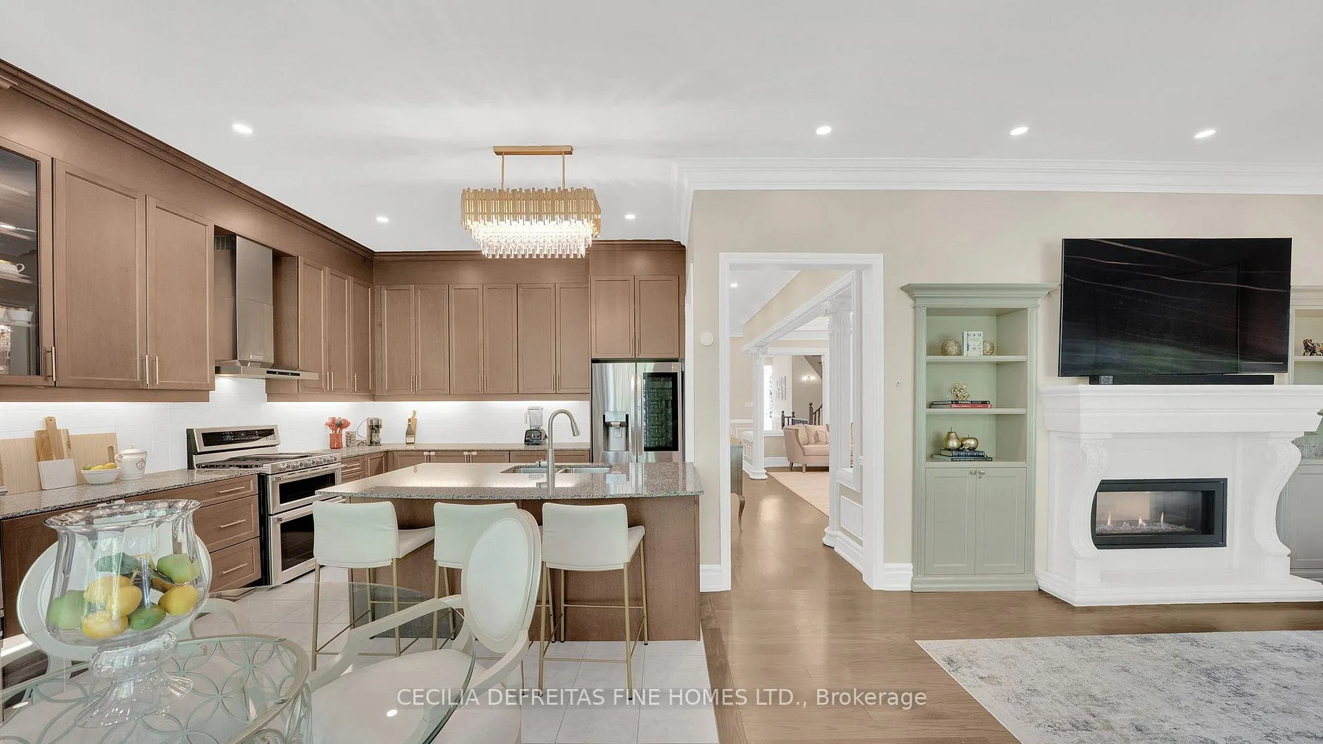 Photo 10 of 6 Orwell Drive, Vaughan, Vellore Village — HOMEH