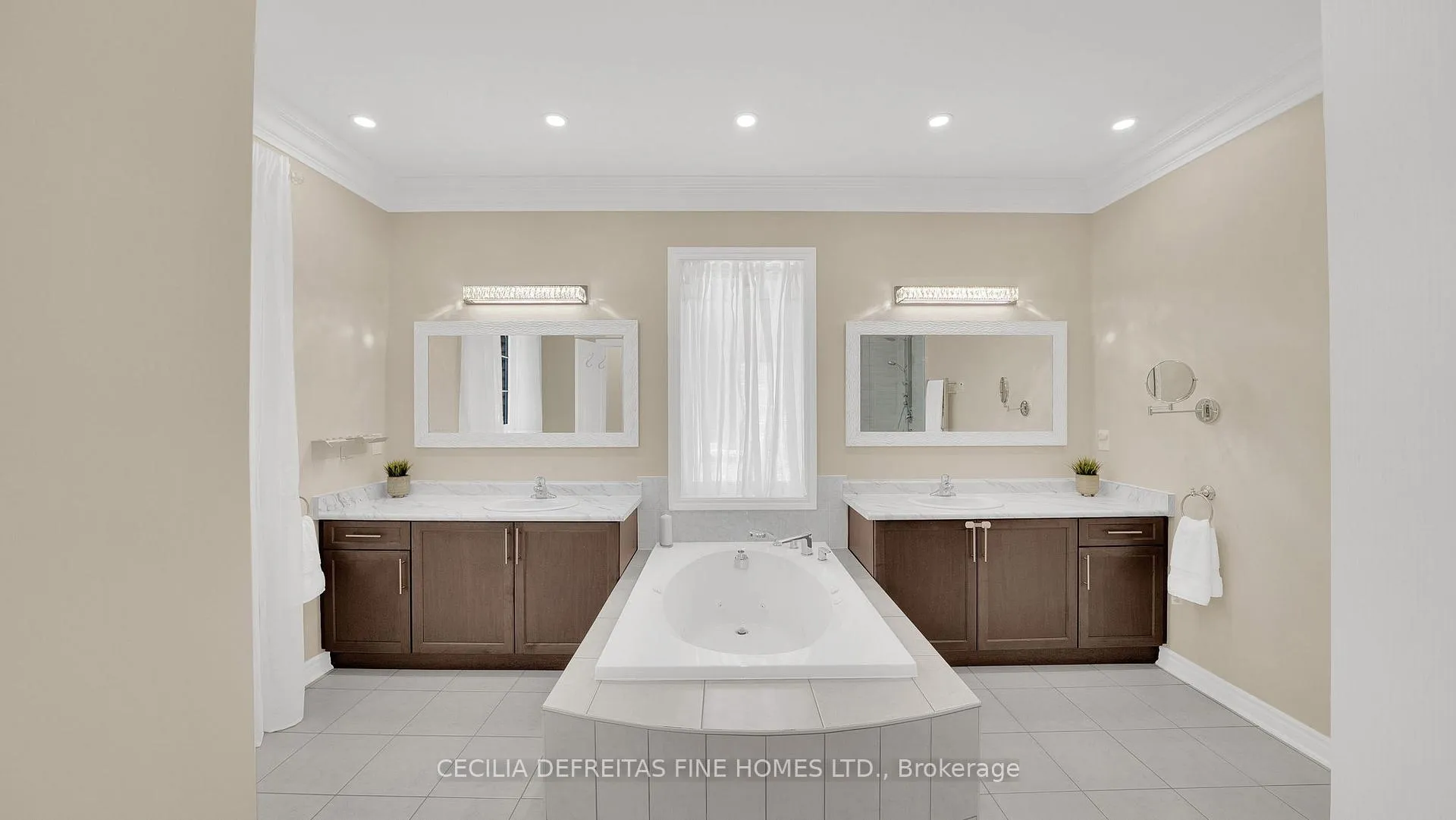 Photo 30 of 6 Orwell Drive, Vaughan, Vellore Village — HOMEH