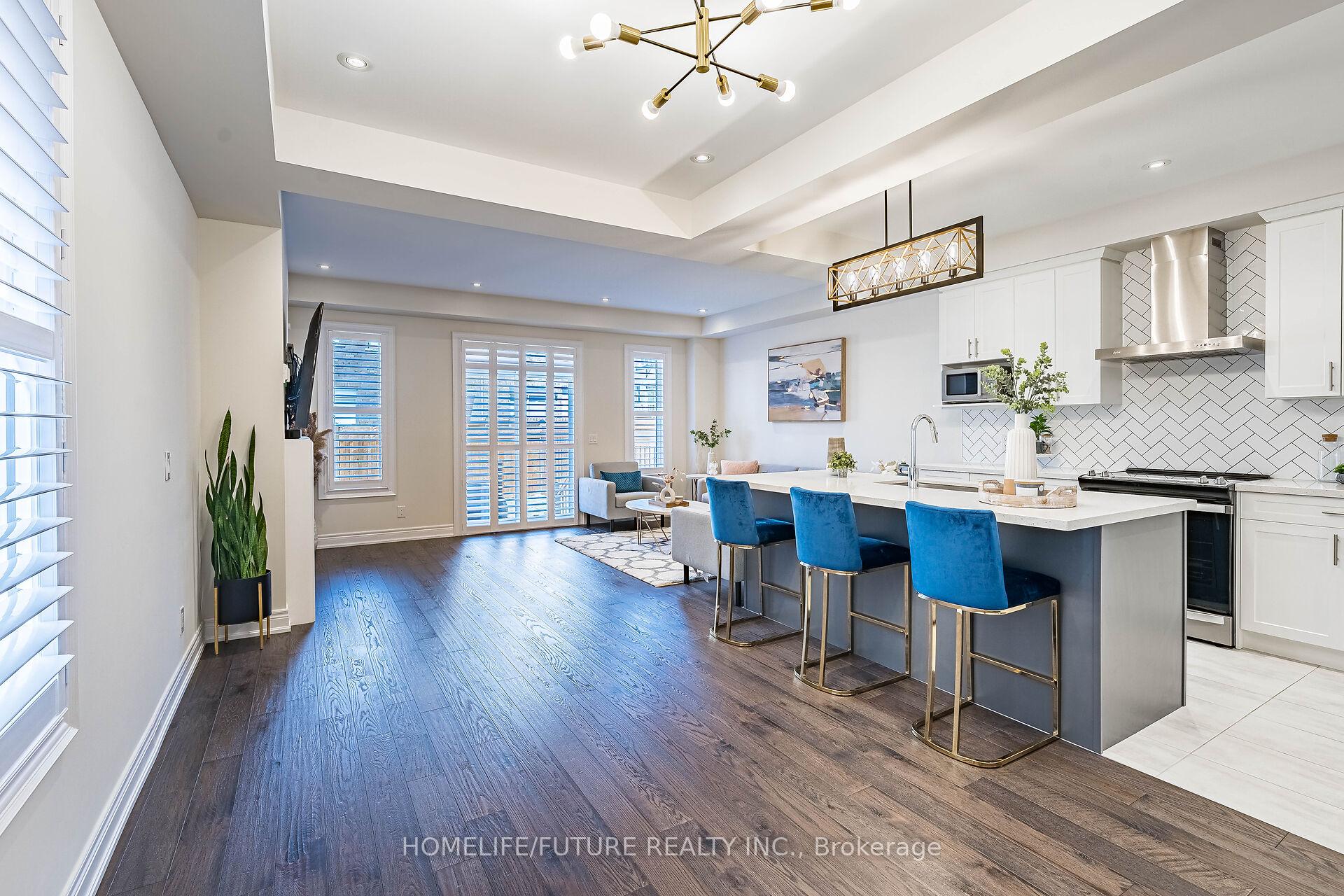 Photo 8 of 32 Gillivary Drive, Whitby, Williamsburg — HOMEH