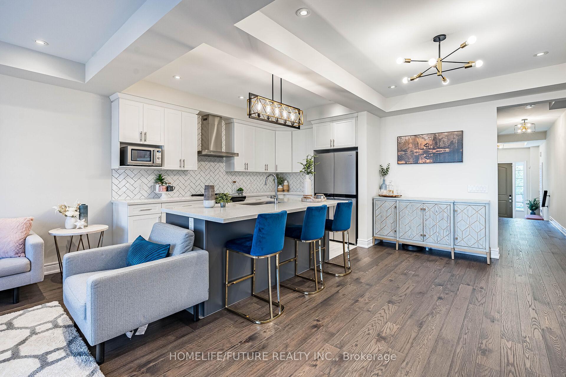 Photo 9 of 32 Gillivary Drive, Whitby, Williamsburg — HOMEH