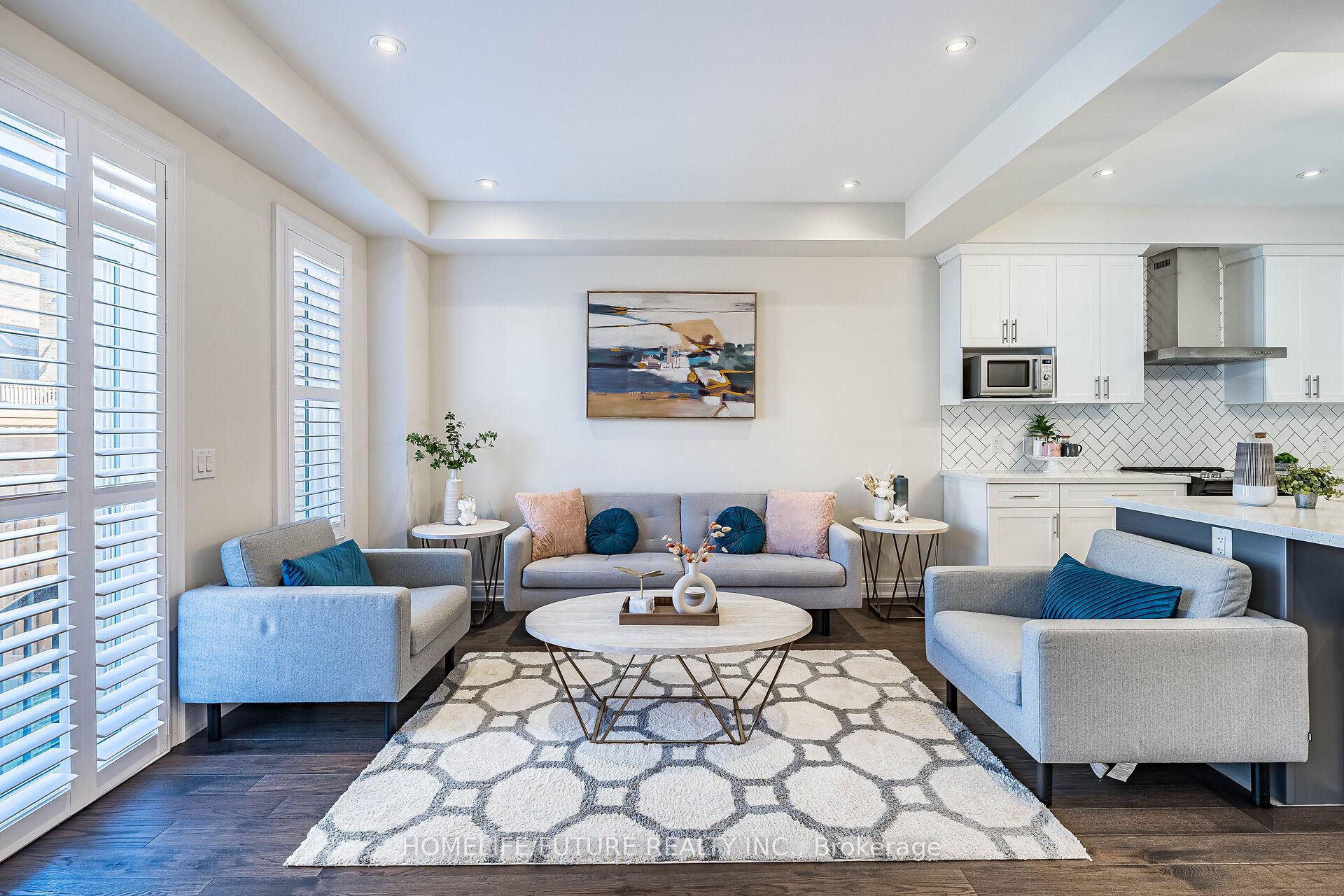 Photo 17 of 32 Gillivary Drive, Whitby, Williamsburg — HOMEH
