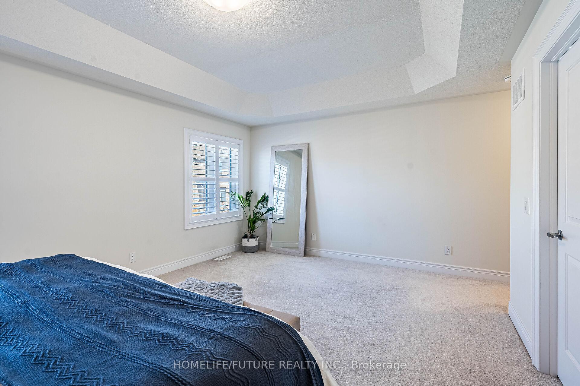 Photo 24 of 32 Gillivary Drive, Whitby, Williamsburg — HOMEH
