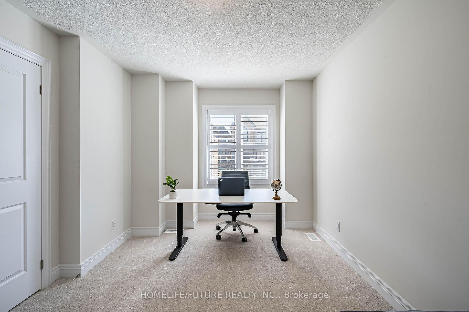 Photo 33 of 32 Gillivary Drive, Whitby, Williamsburg — HOMEH