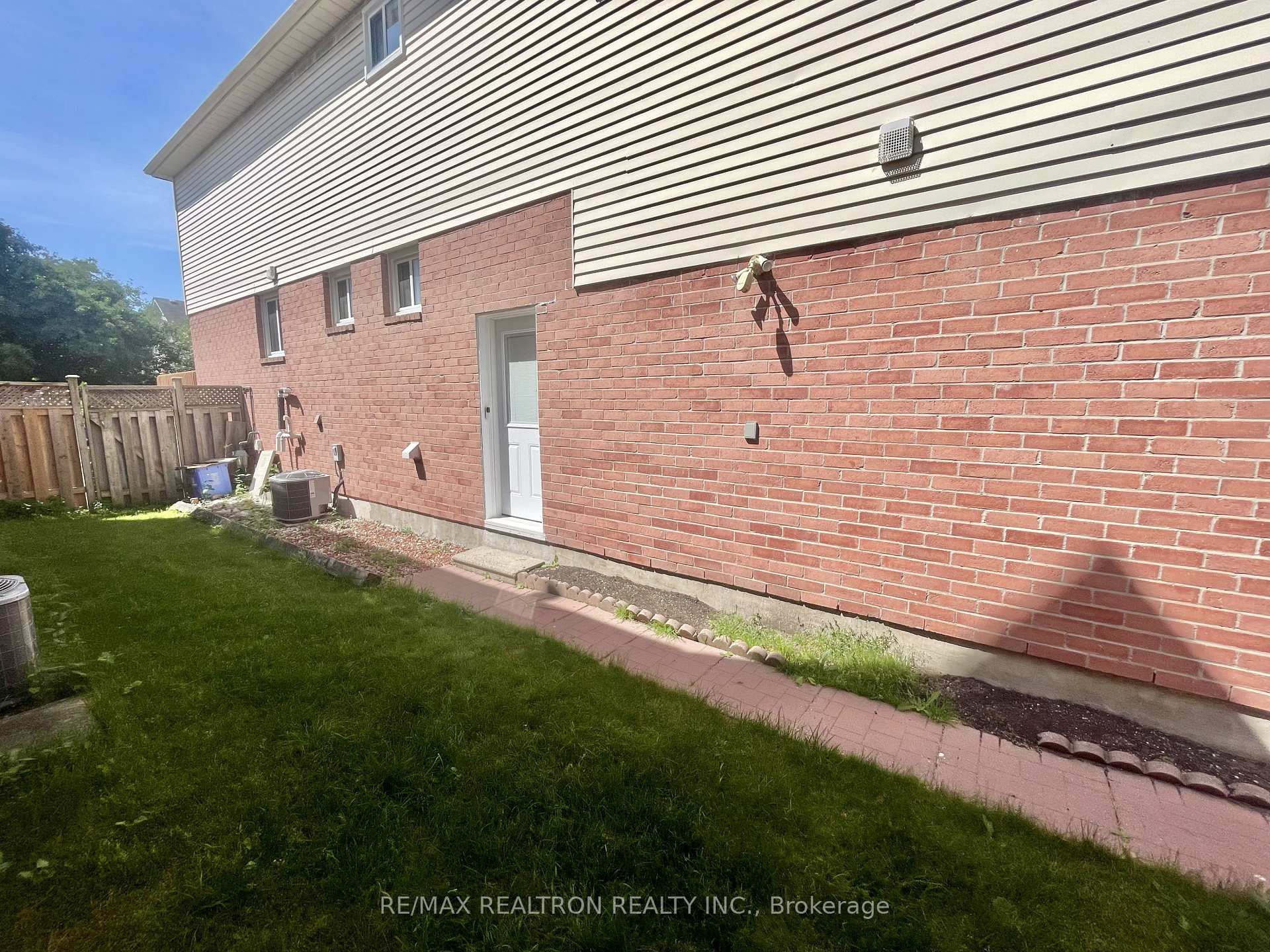 Photo 10 of Unit BSMT, 24 Coomer Crescent, Ajax, Central — HOMEH