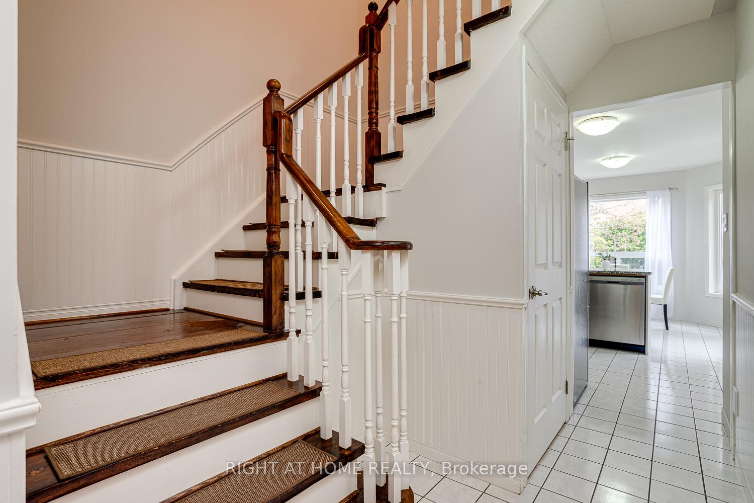 Photo 15 of 41 Steele Valley Court, Whitby, Rolling Acres — HOMEH
