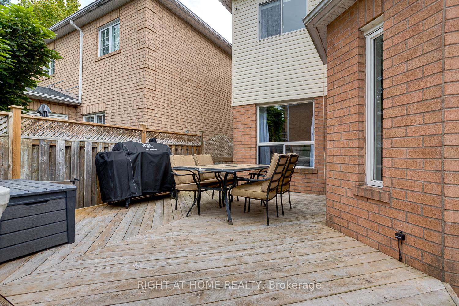 Photo 30 of 41 Steele Valley Court, Whitby, Rolling Acres — HOMEH