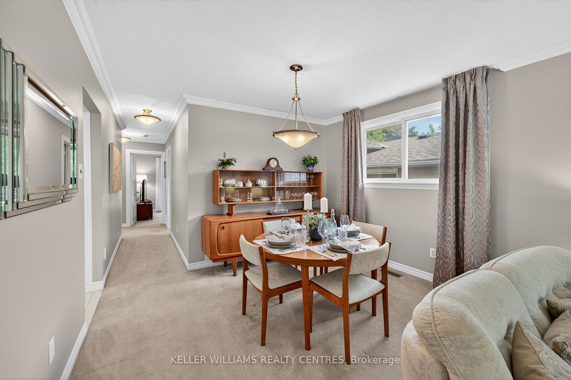 Photo 11 of 54 Devins Drive, Aurora, Aurora Heights — HOMEH