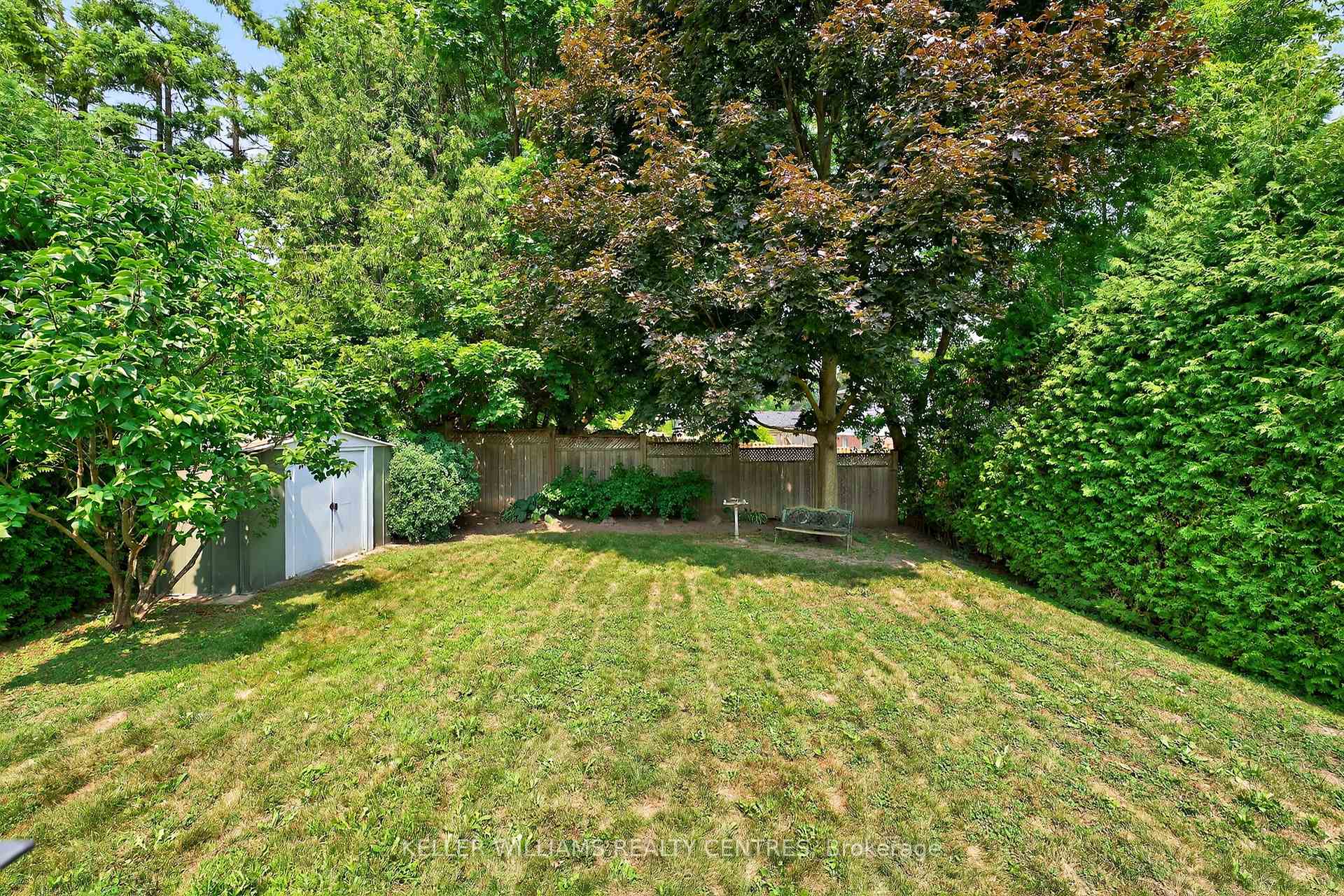 Photo 32 of 54 Devins Drive, Aurora, Aurora Heights — HOMEH