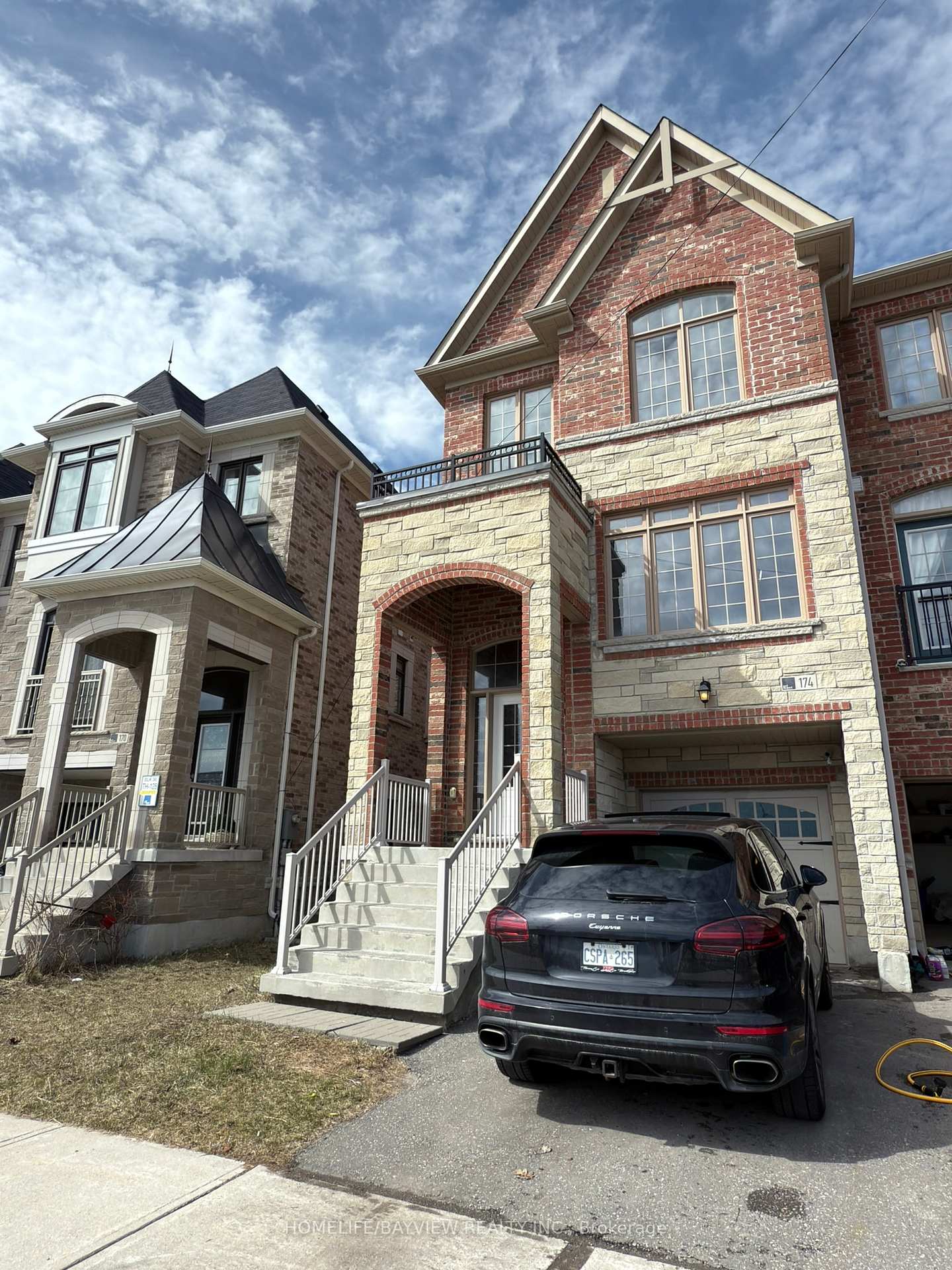 Photo 1 of 174 Farooq Boulevard, Vaughan, Vellore Village — HOMEH