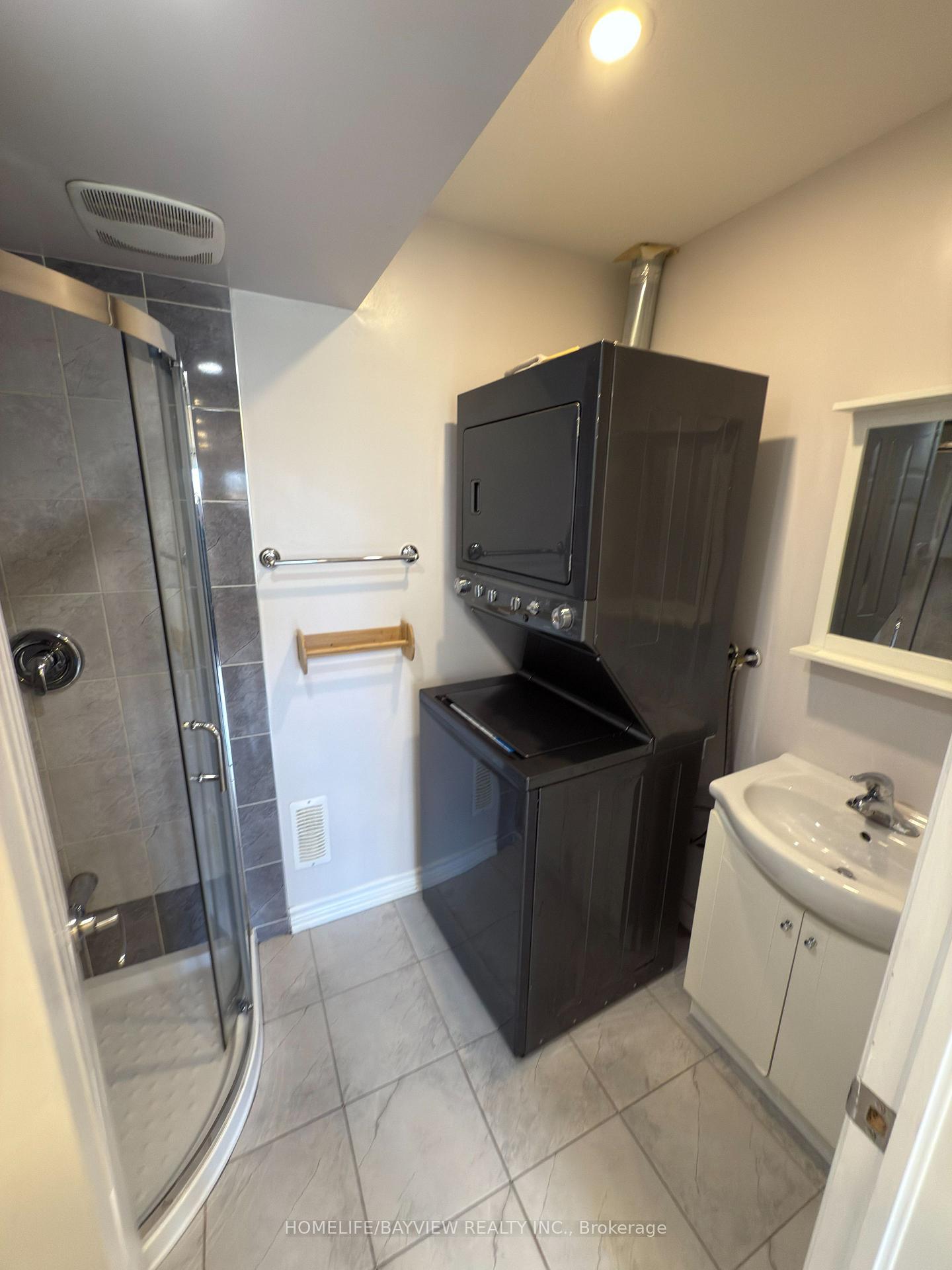 Photo 25 of 174 Farooq Boulevard, Vaughan, Vellore Village — HOMEH