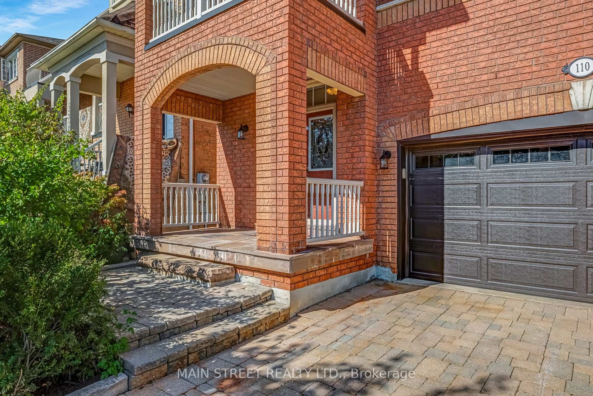Photo 4 of 110 Tierra Avenue, Vaughan, Vellore Village — HOMEH