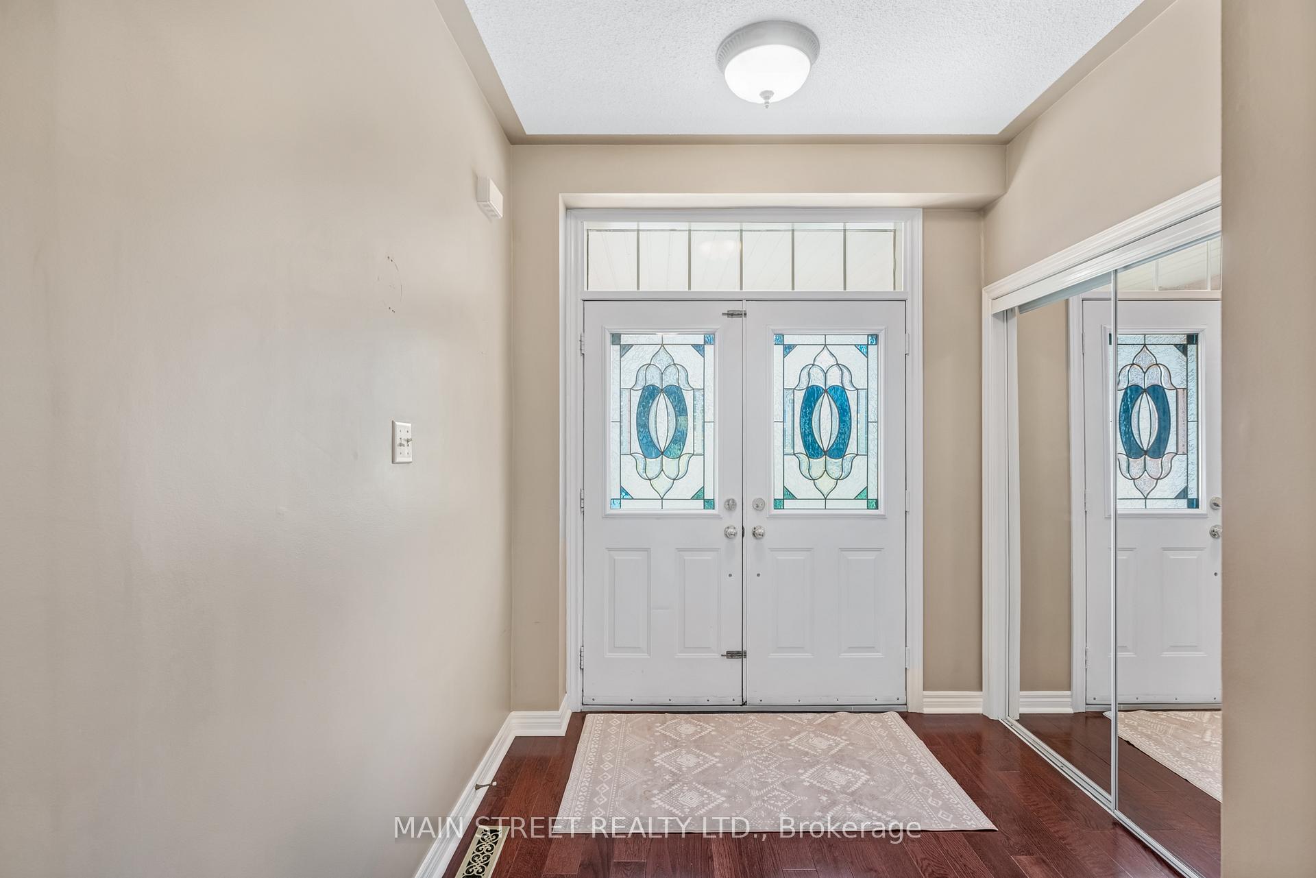 Photo 5 of 110 Tierra Avenue, Vaughan, Vellore Village — HOMEH