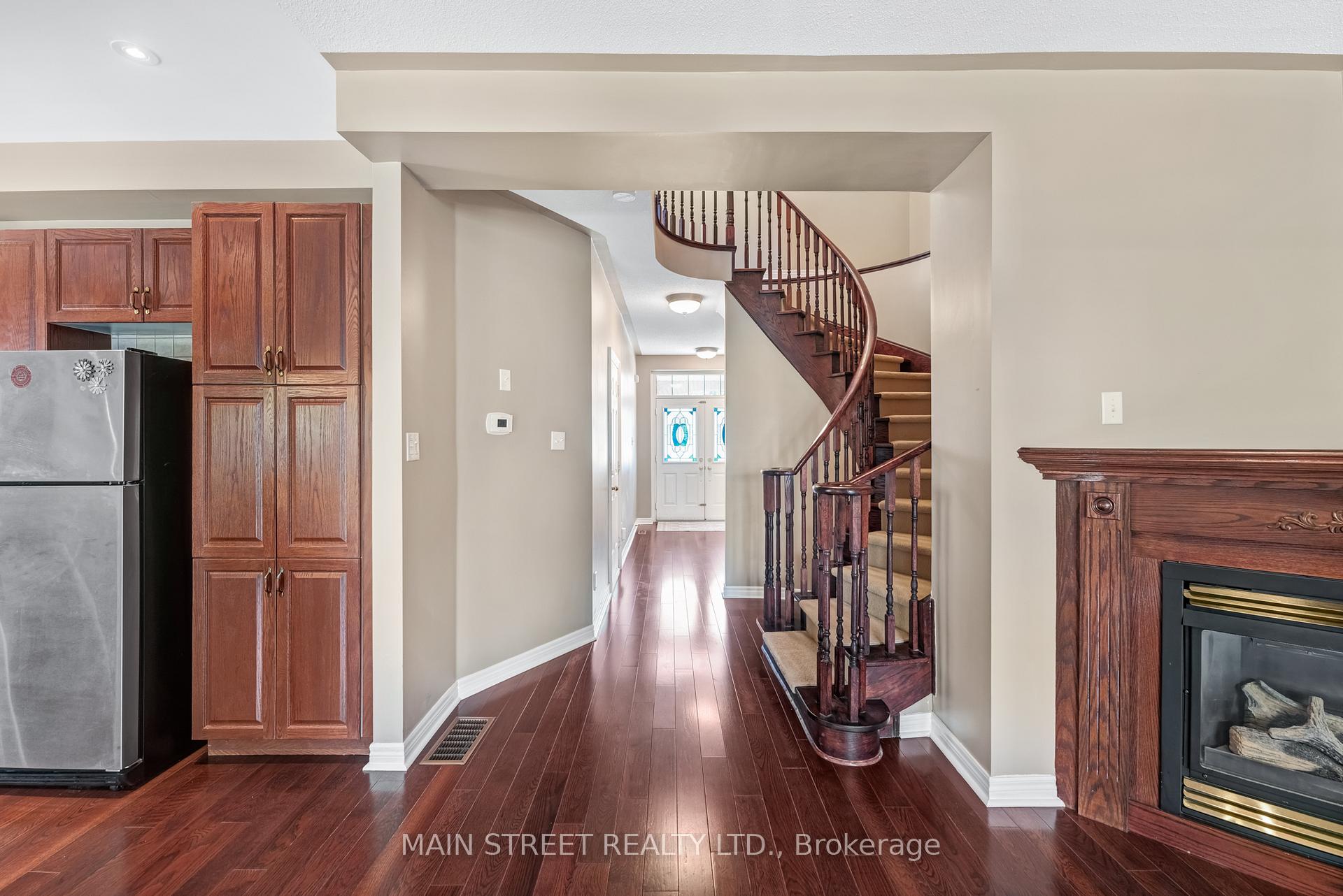 Photo 14 of 110 Tierra Avenue, Vaughan, Vellore Village — HOMEH
