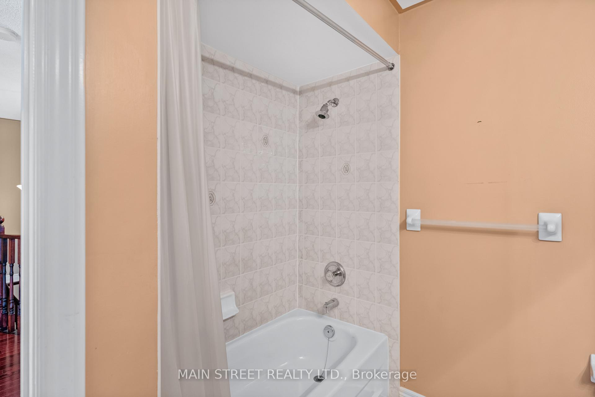 Photo 24 of 110 Tierra Avenue, Vaughan, Vellore Village — HOMEH