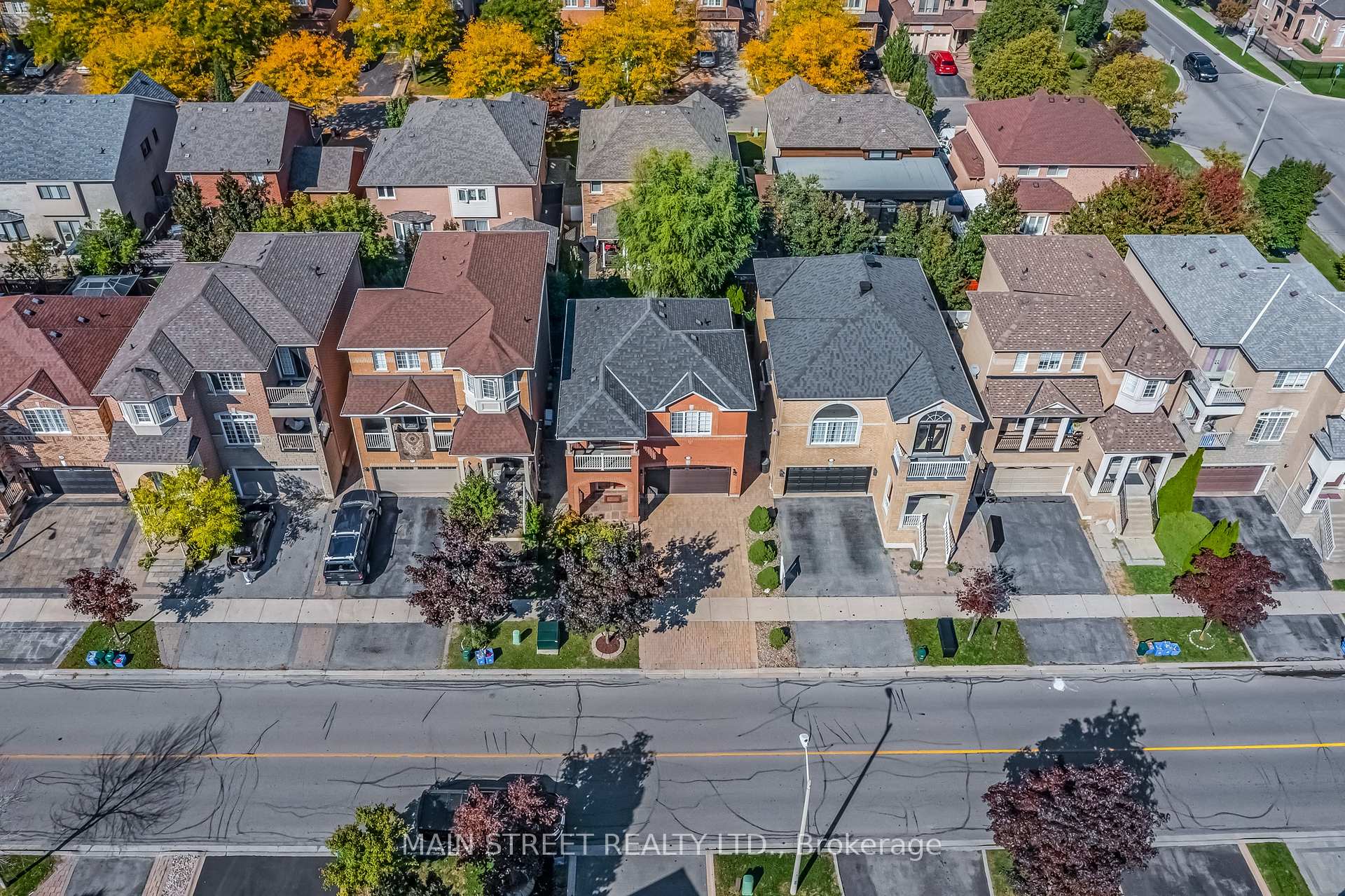 Photo 35 of 110 Tierra Avenue, Vaughan, Vellore Village — HOMEH