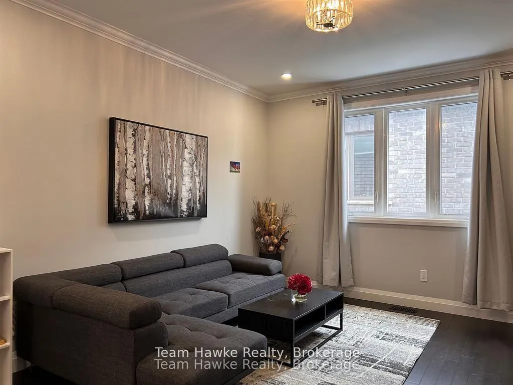 Photo 8 of 152 Bishop Drive, Barrie, Ardagh — HOMEH