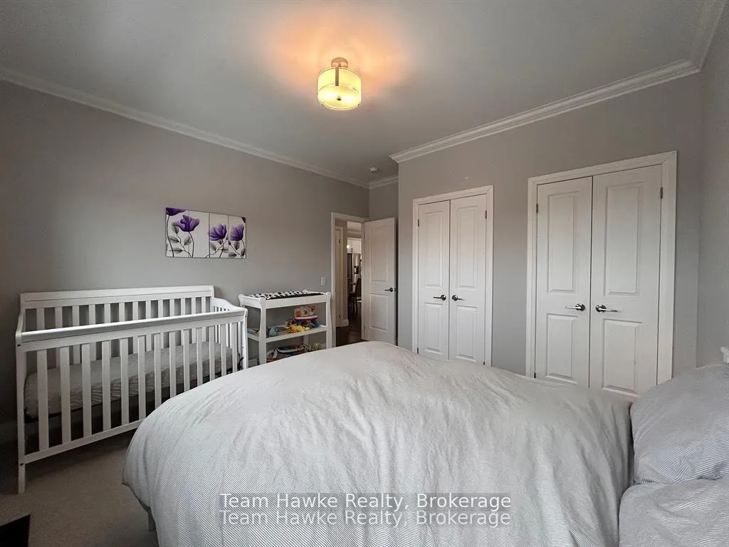 Photo 11 of 152 Bishop Drive, Barrie, Ardagh — HOMEH