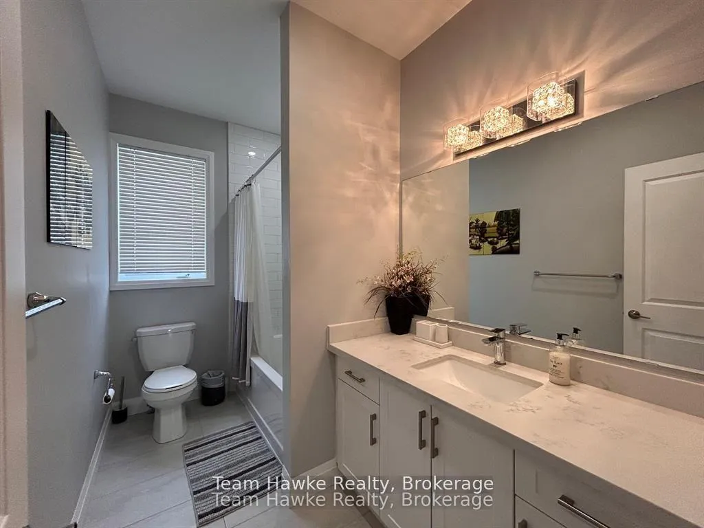 Photo 14 of 152 Bishop Drive, Barrie, Ardagh — HOMEH