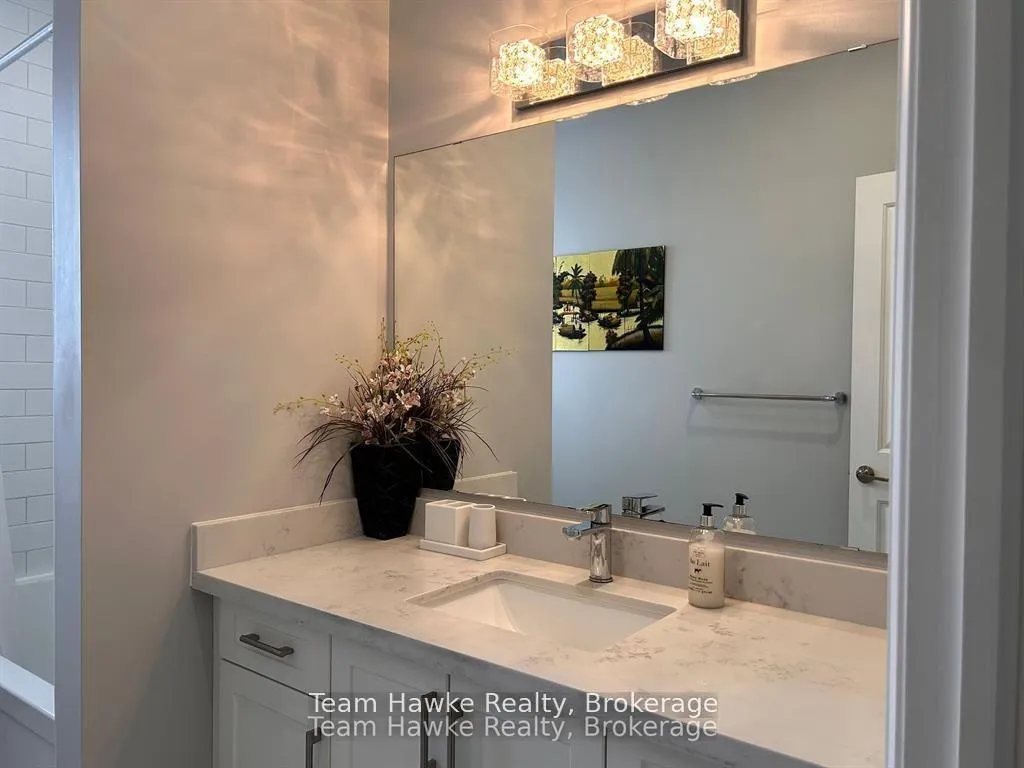 Photo 15 of 152 Bishop Drive, Barrie, Ardagh — HOMEH