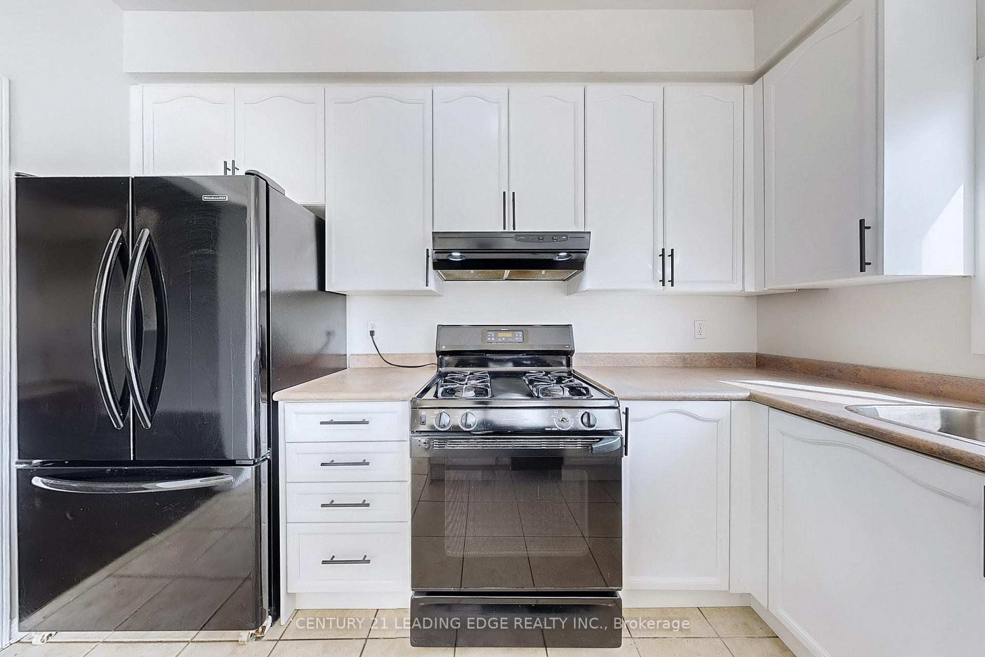 Photo 18 of 17 Pitfield Avenue, Whitby, Rolling Acres — HOMEH