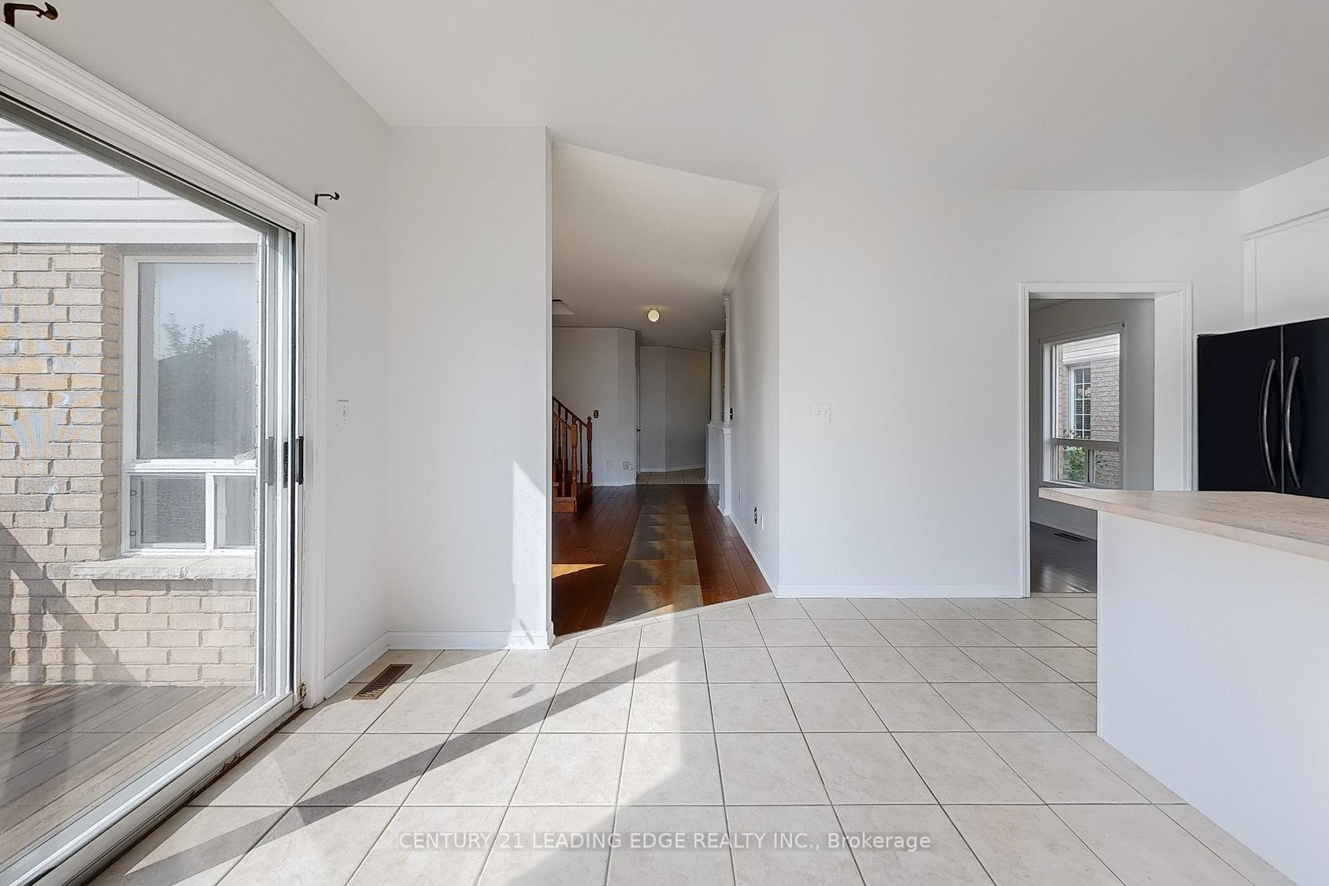 Photo 21 of 17 Pitfield Avenue, Whitby, Rolling Acres — HOMEH