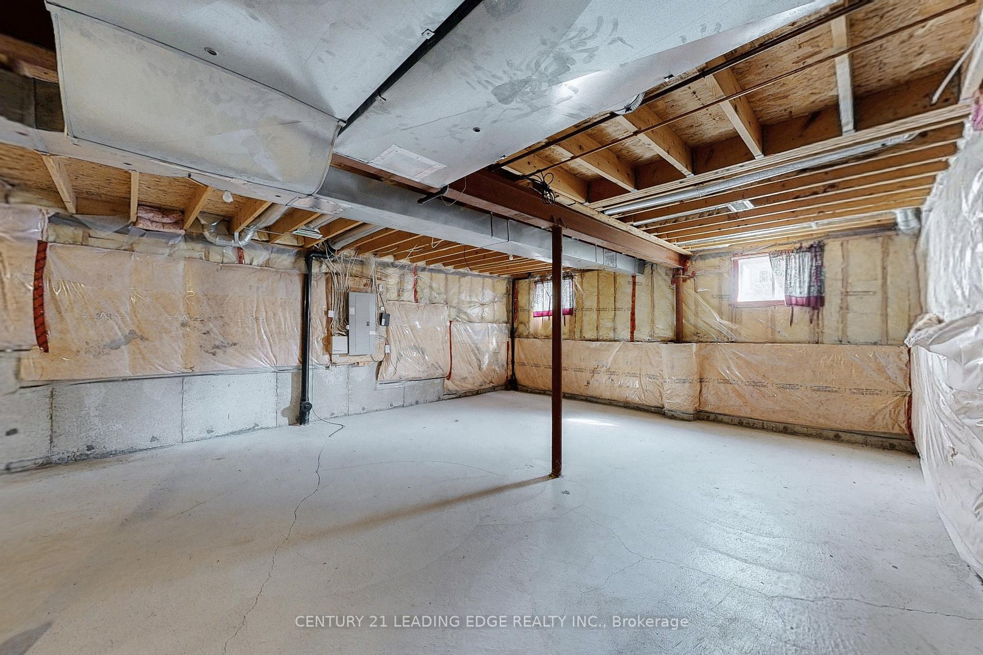 Photo 41 of 17 Pitfield Avenue, Whitby, Rolling Acres — HOMEH
