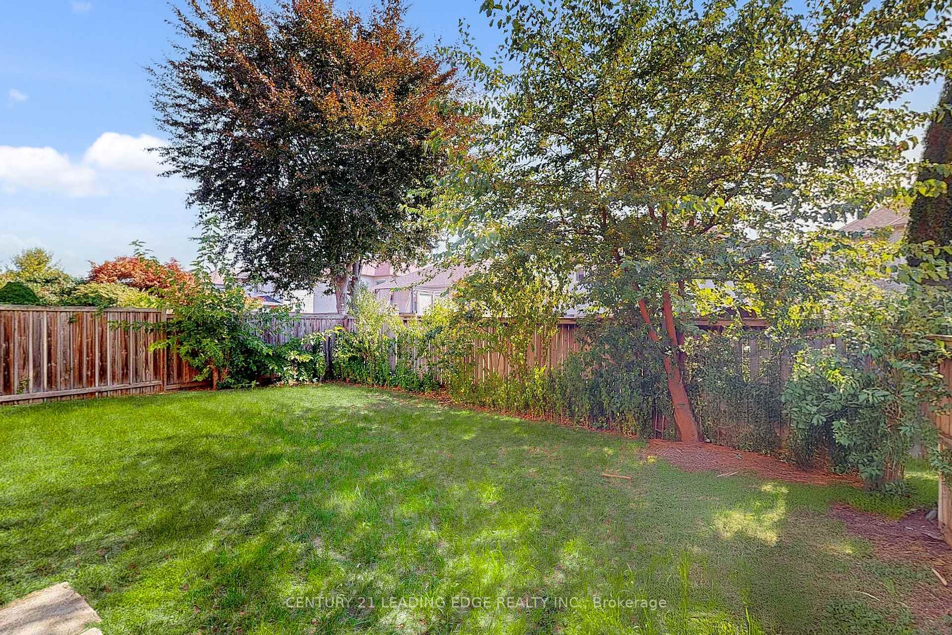 Photo 46 of 17 Pitfield Avenue, Whitby, Rolling Acres — HOMEH