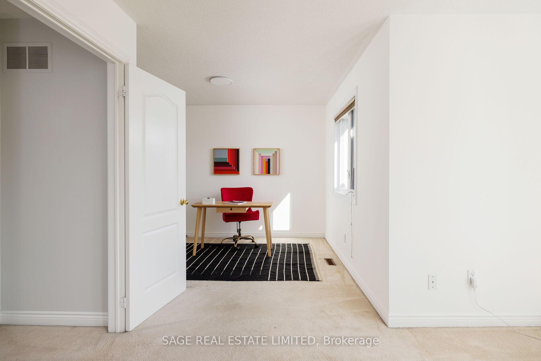 Photo 18 of 43 Mulholland Drive, Vaughan, Beverley Glen — HOMEH