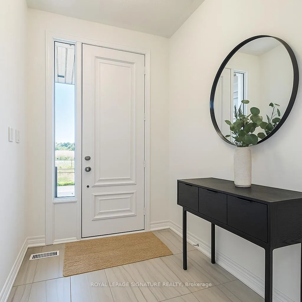 Photo 3 of 28 Dockside Way, Whitby, Port Whitby — HOMEH