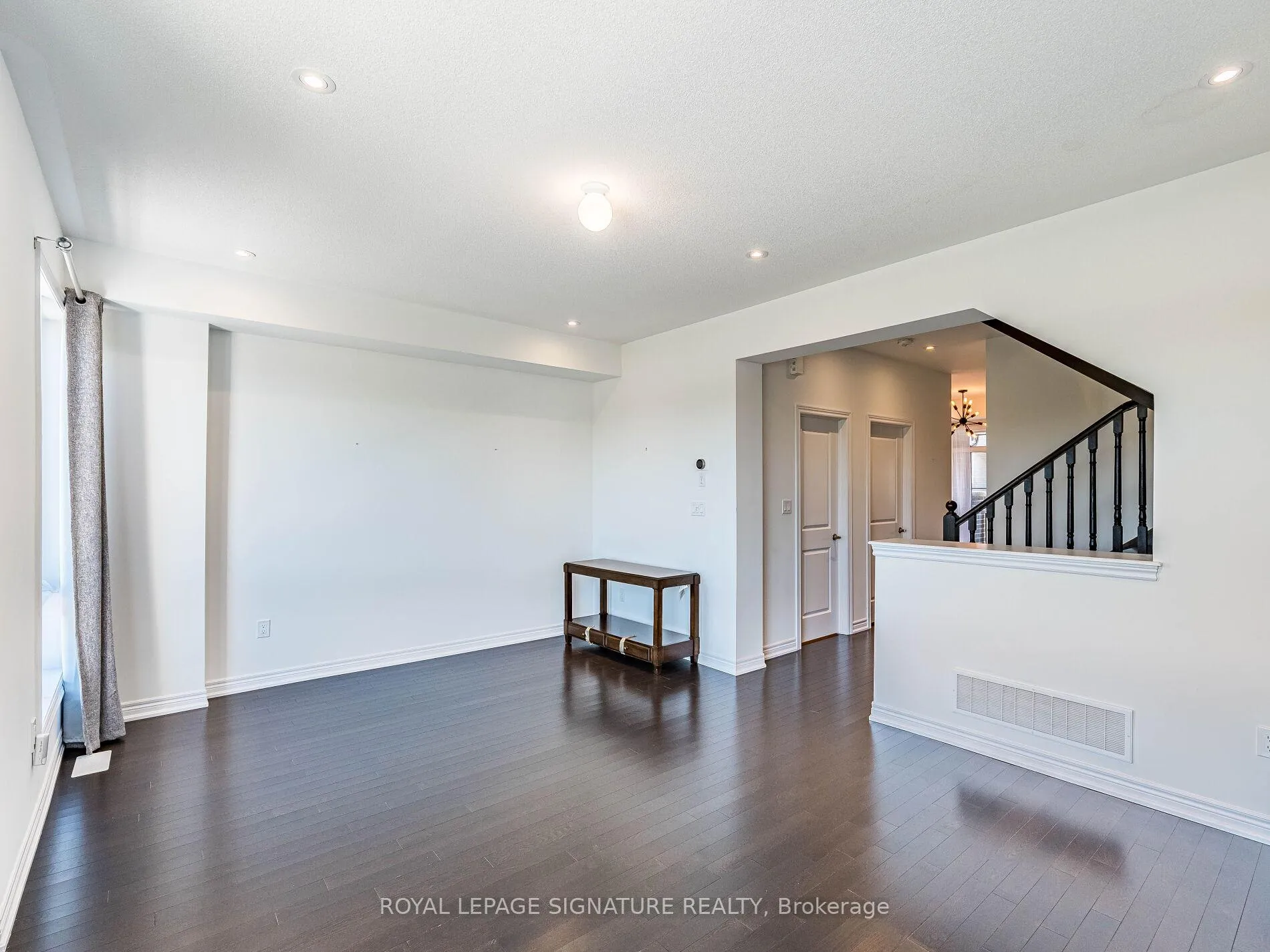 Photo 12 of 28 Dockside Way, Whitby, Port Whitby — HOMEH
