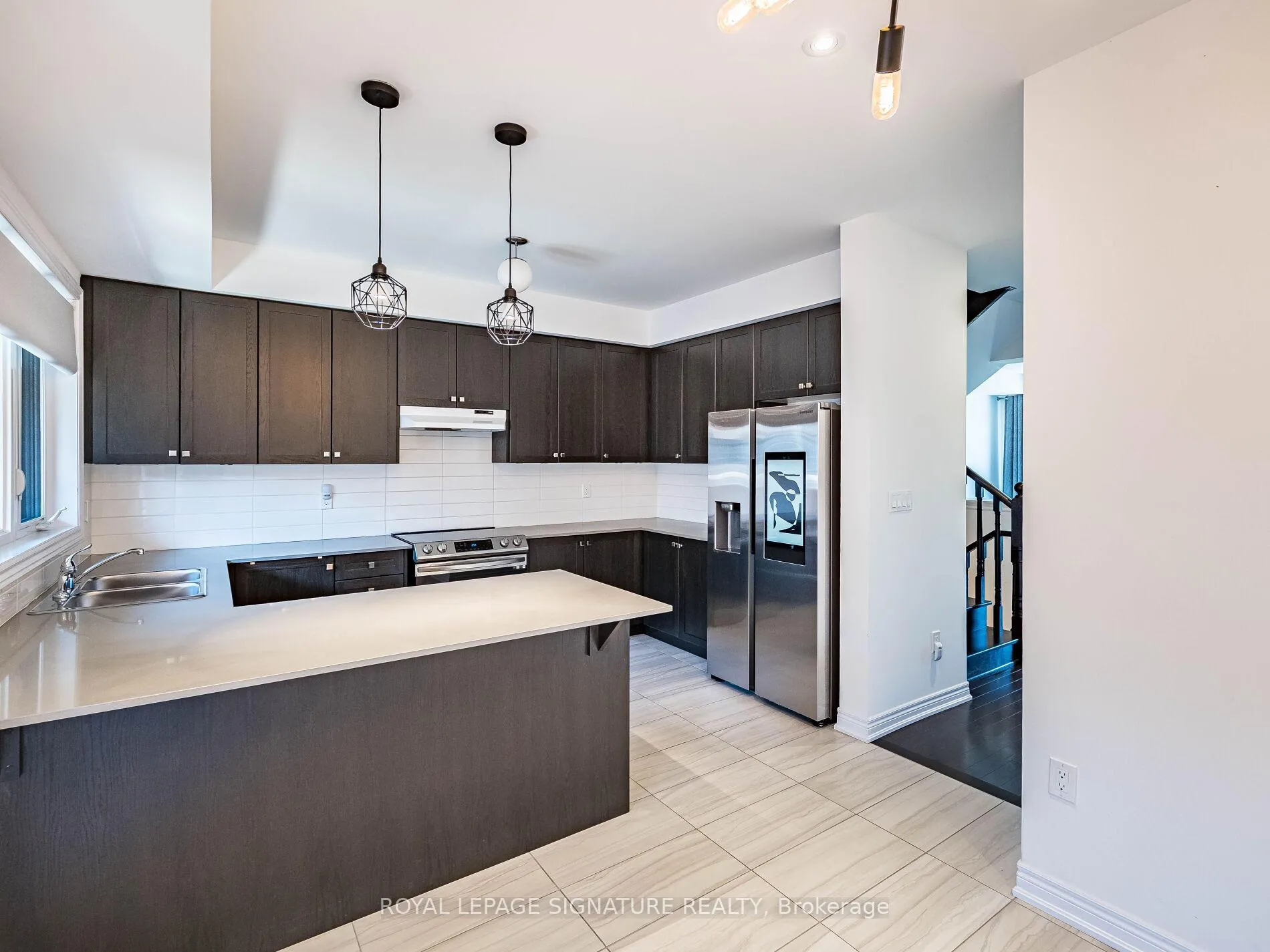Photo 14 of 28 Dockside Way, Whitby, Port Whitby — HOMEH