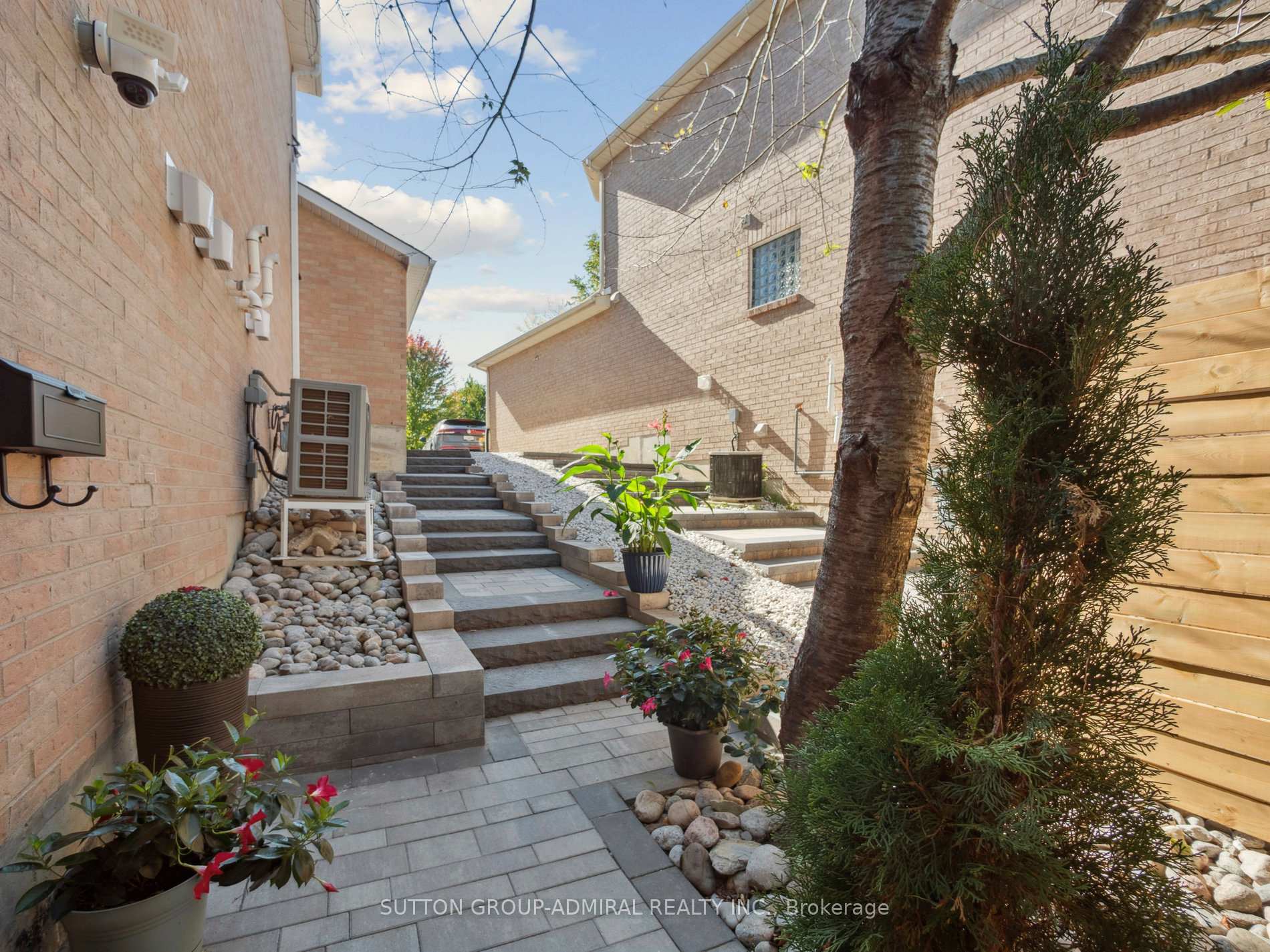 Photo 39 of 24 Dawlish Avenue, Aurora, Aurora Highlands — HOMEH